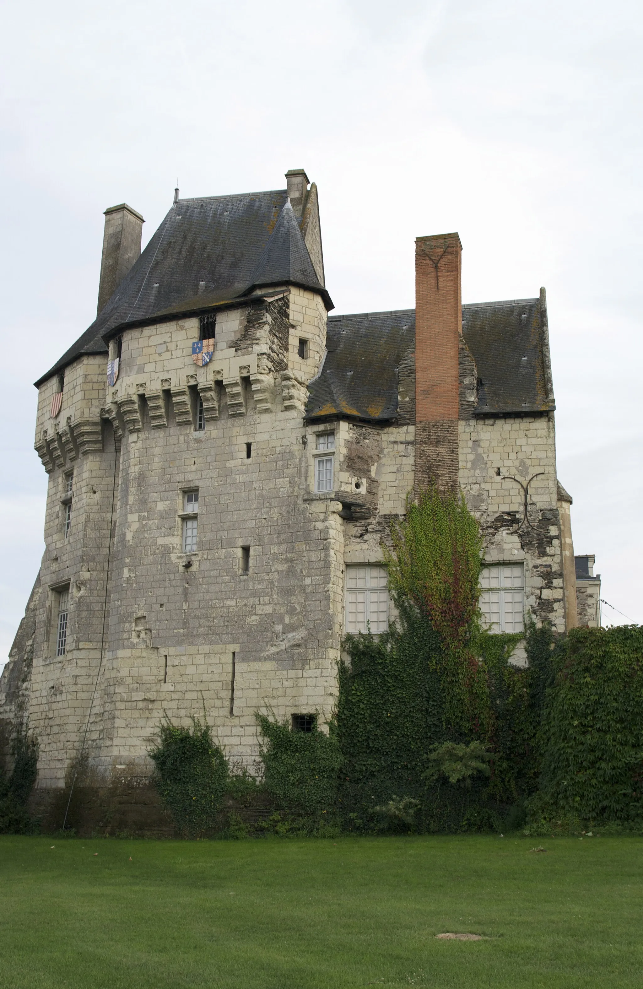 Photo showing: This building is classé au titre des monuments historiques de la France. It is indexed in the base Mérimée, a database of architectural heritage maintained by the French Ministry of Culture, under the reference PA00109235 .