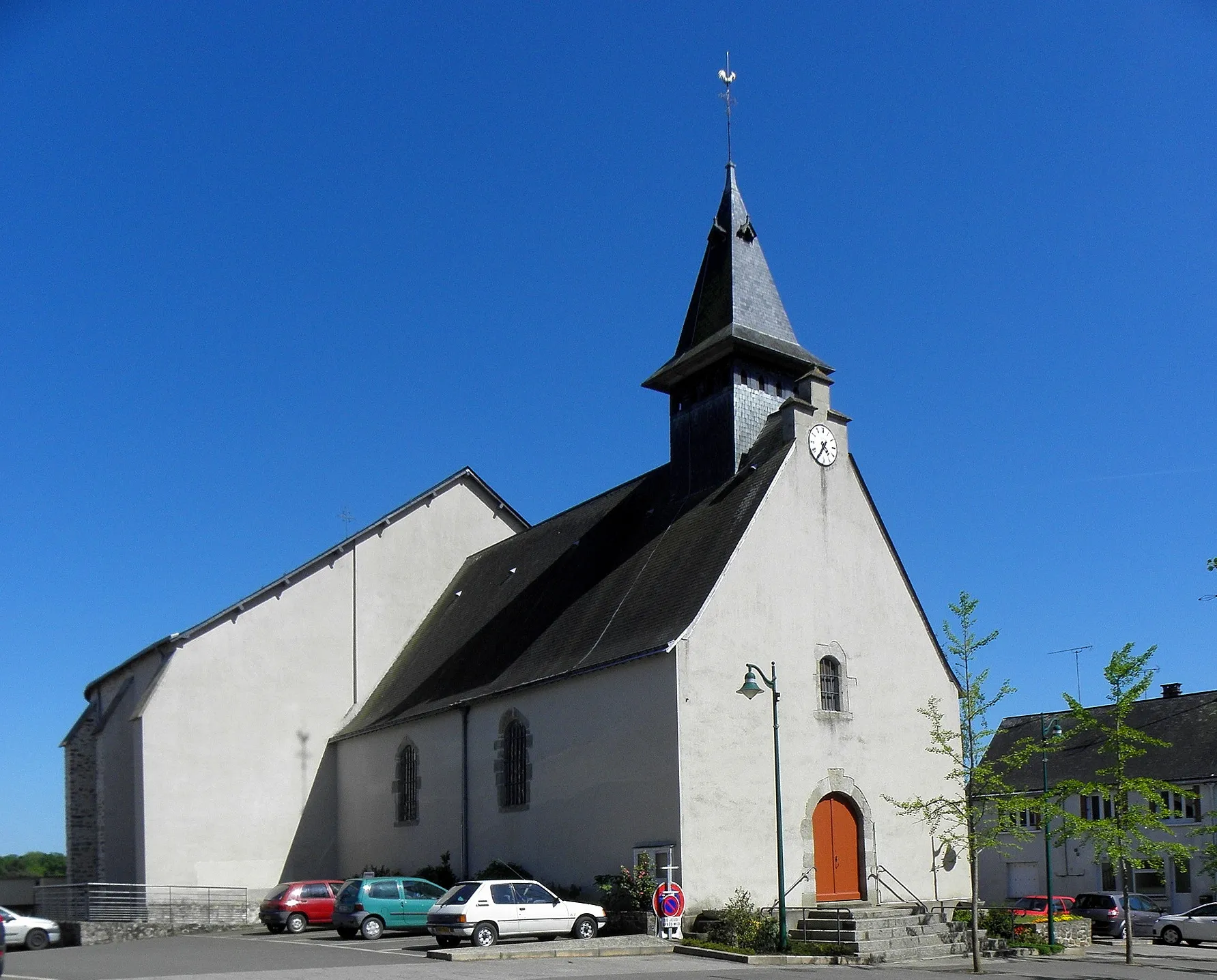 Photo showing: Église Saint-Jean-Baptiste de Saint-Jean-sur-Mayenne (53).