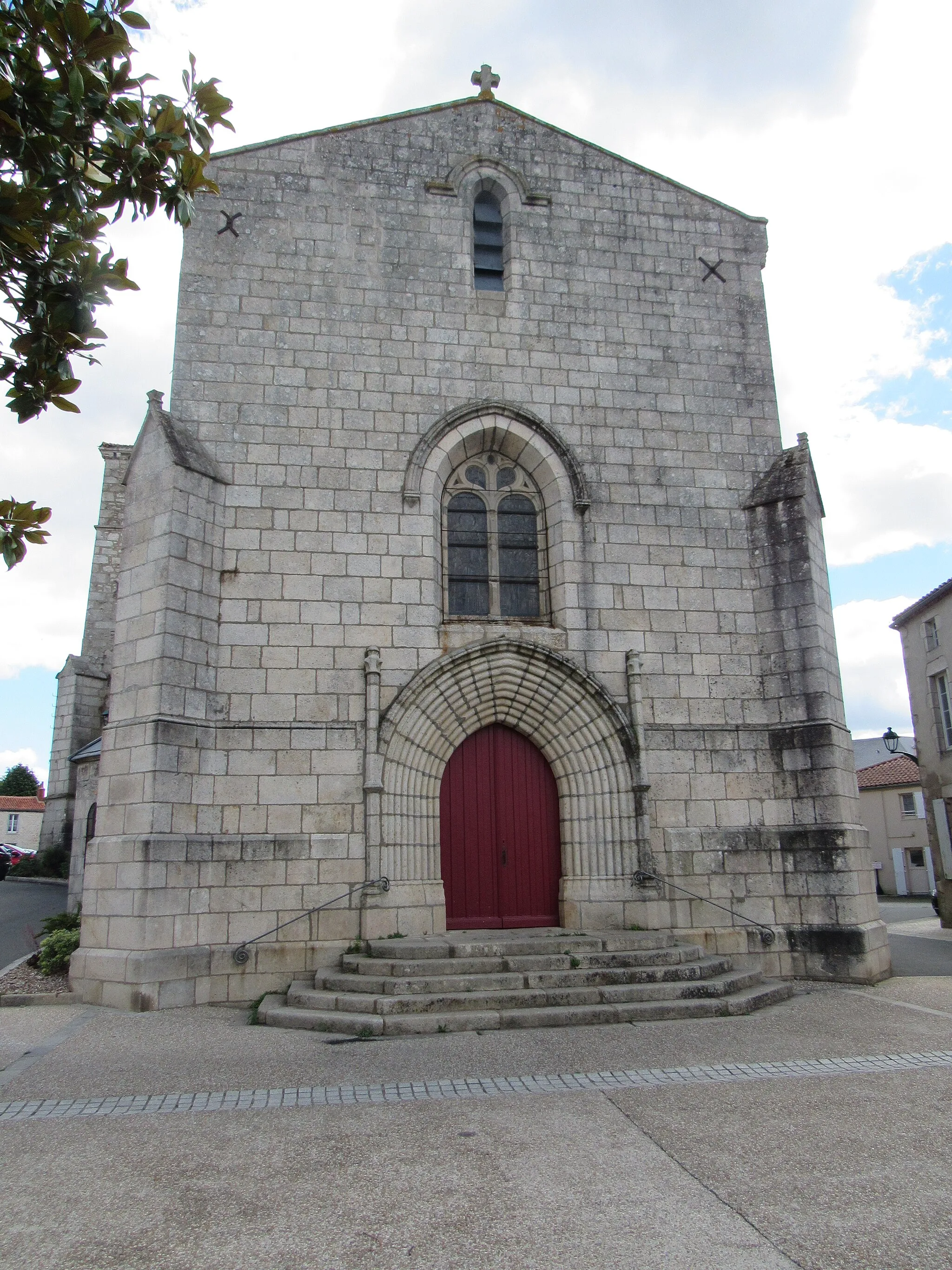 Photo showing: église Saint Amand