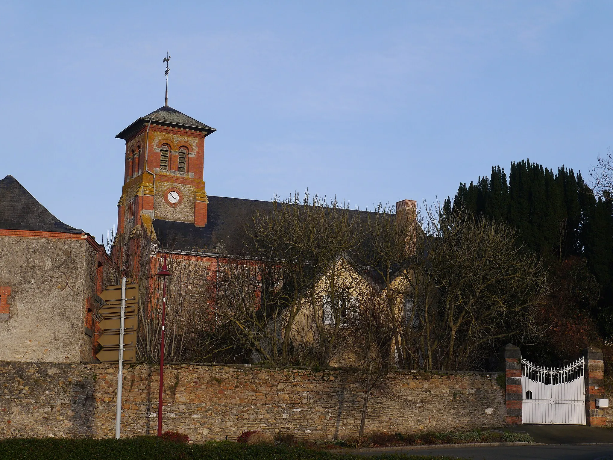 Photo showing: L'église Saint-Martin.