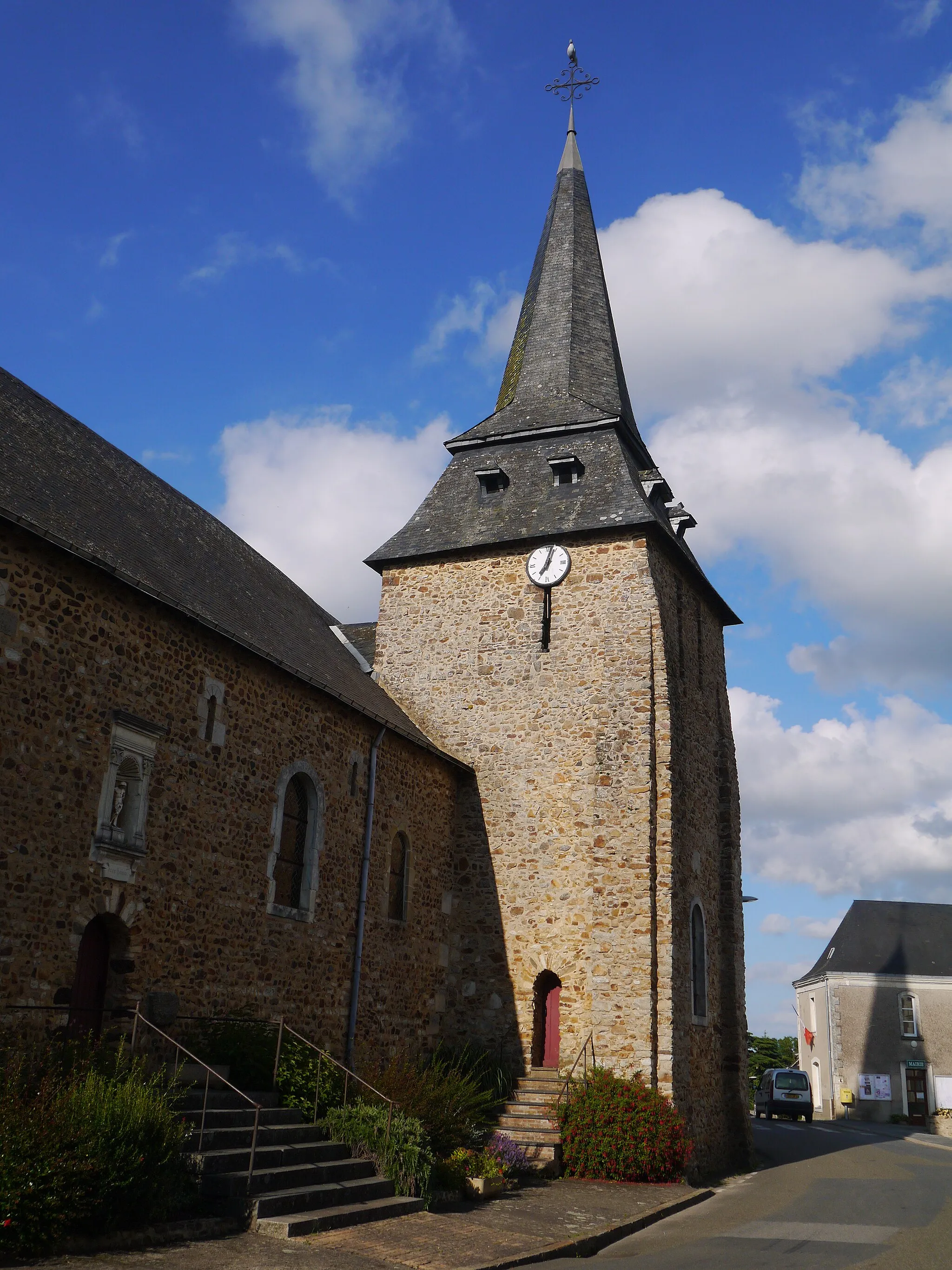 Photo showing: Clocher de l'église.