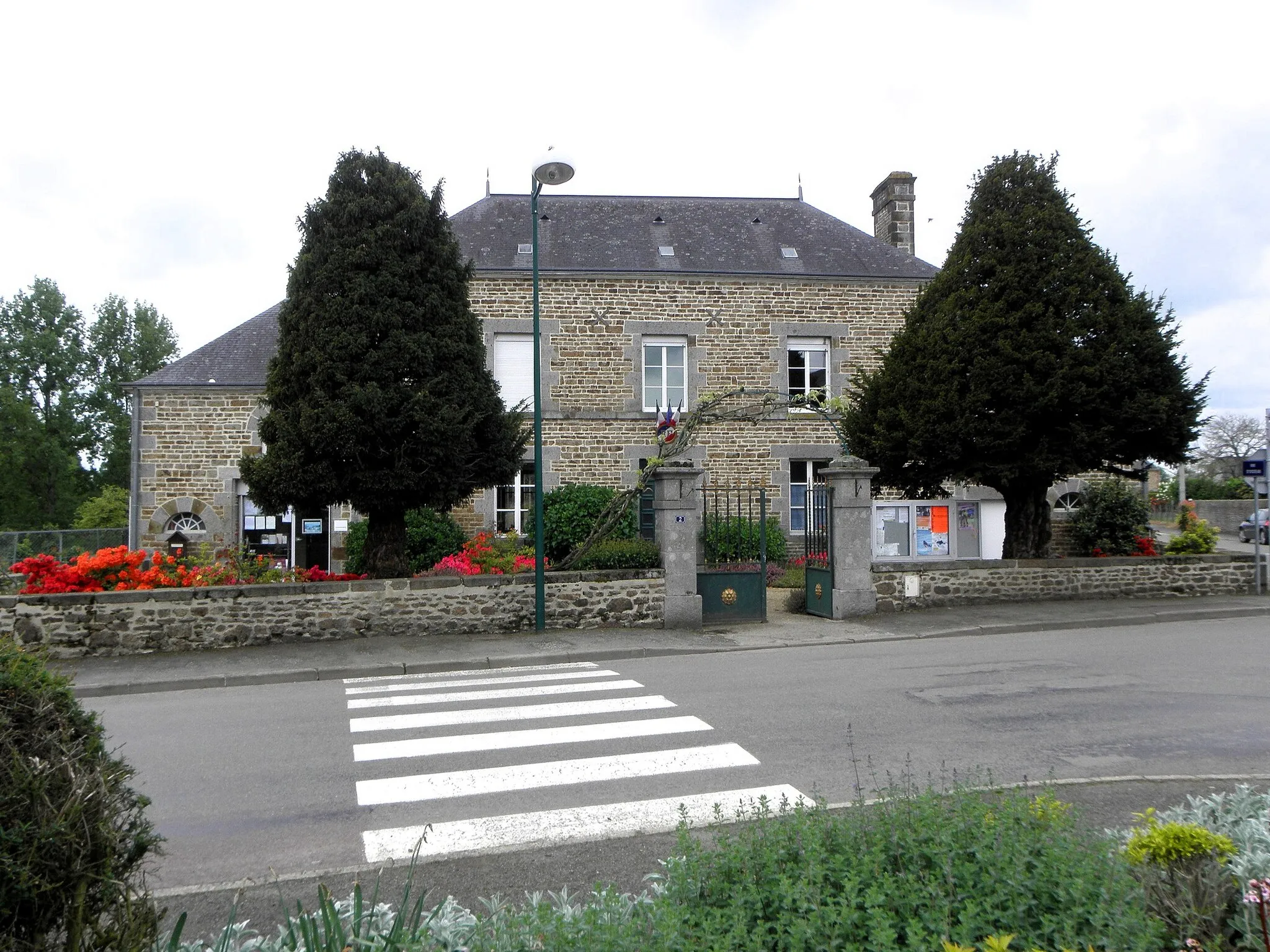 Photo showing: Mairie de Saint-MArs-sur-Colmont (53).