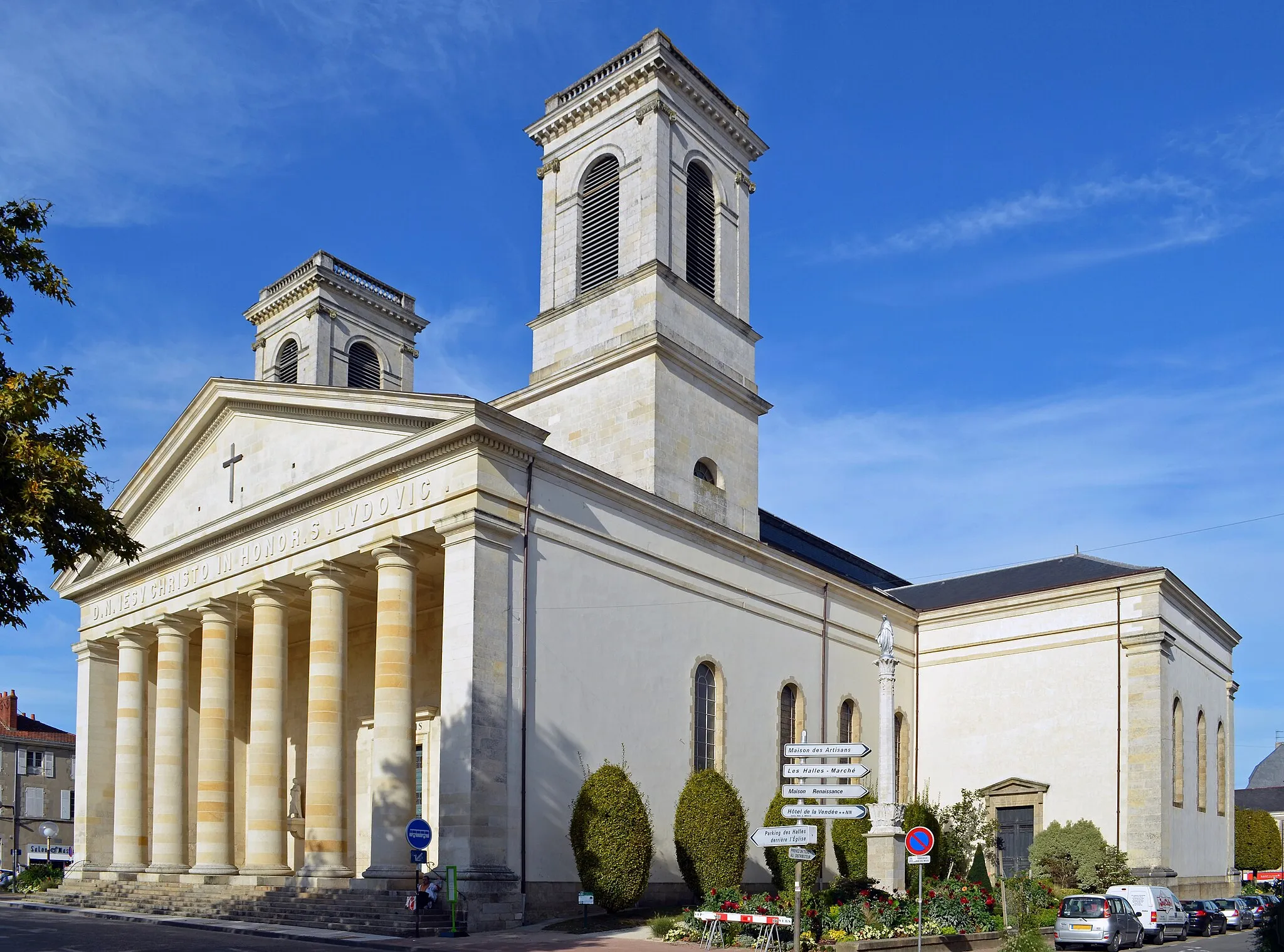 Photo showing: This building is classé au titre des monuments historiques de la France. It is indexed in the base Mérimée, a database of architectural heritage maintained by the French Ministry of Culture, under the reference PA00110212 .