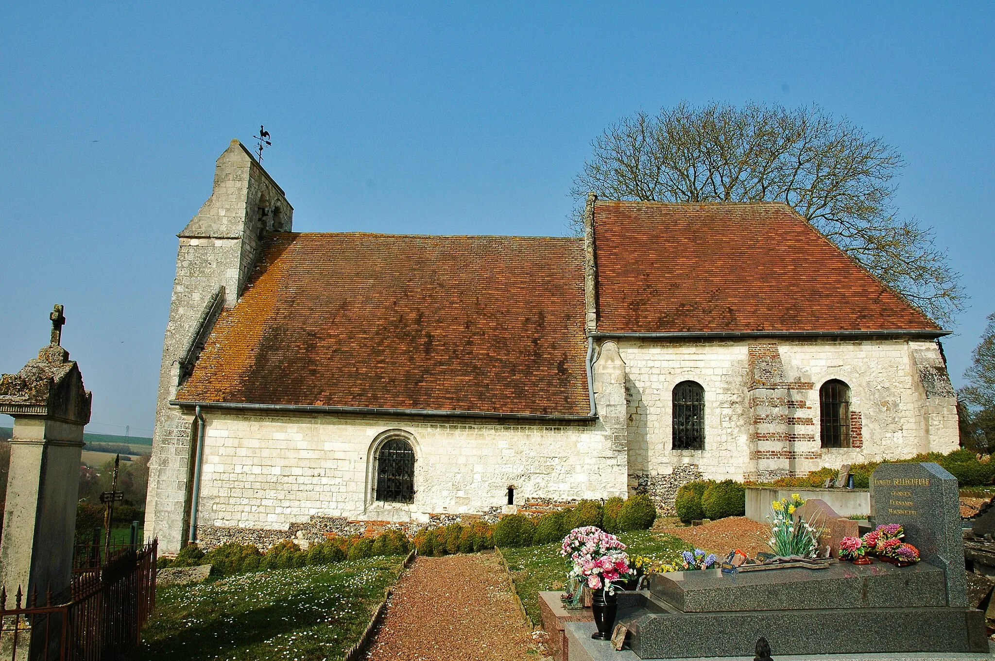 Photo showing: Bettencourt-Rivière (Somme, France).

L'église Notre-Dame, de Rivière.