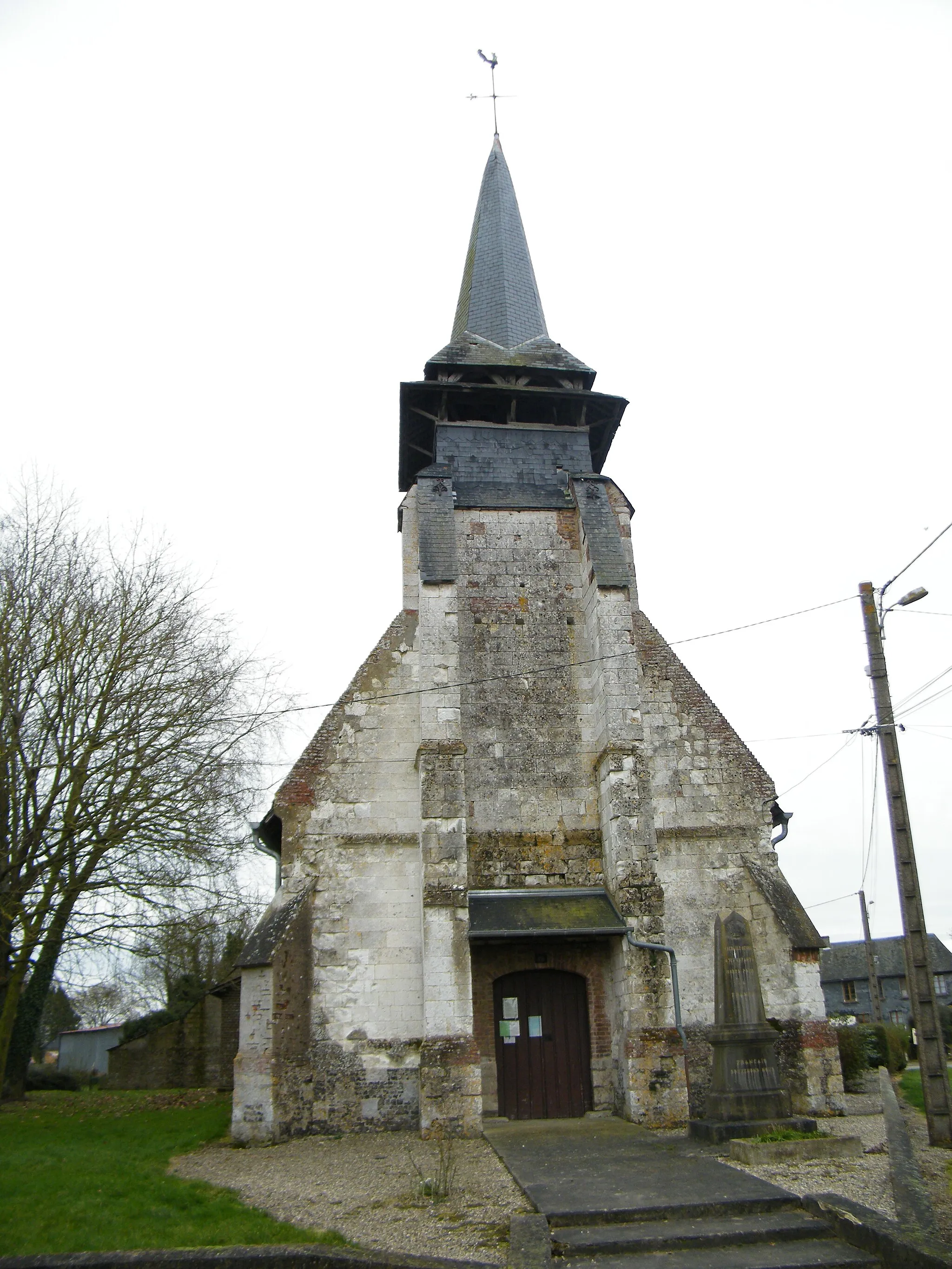 Photo showing: Grébault-Mesnil, Somme, France, le clocher de l'église.