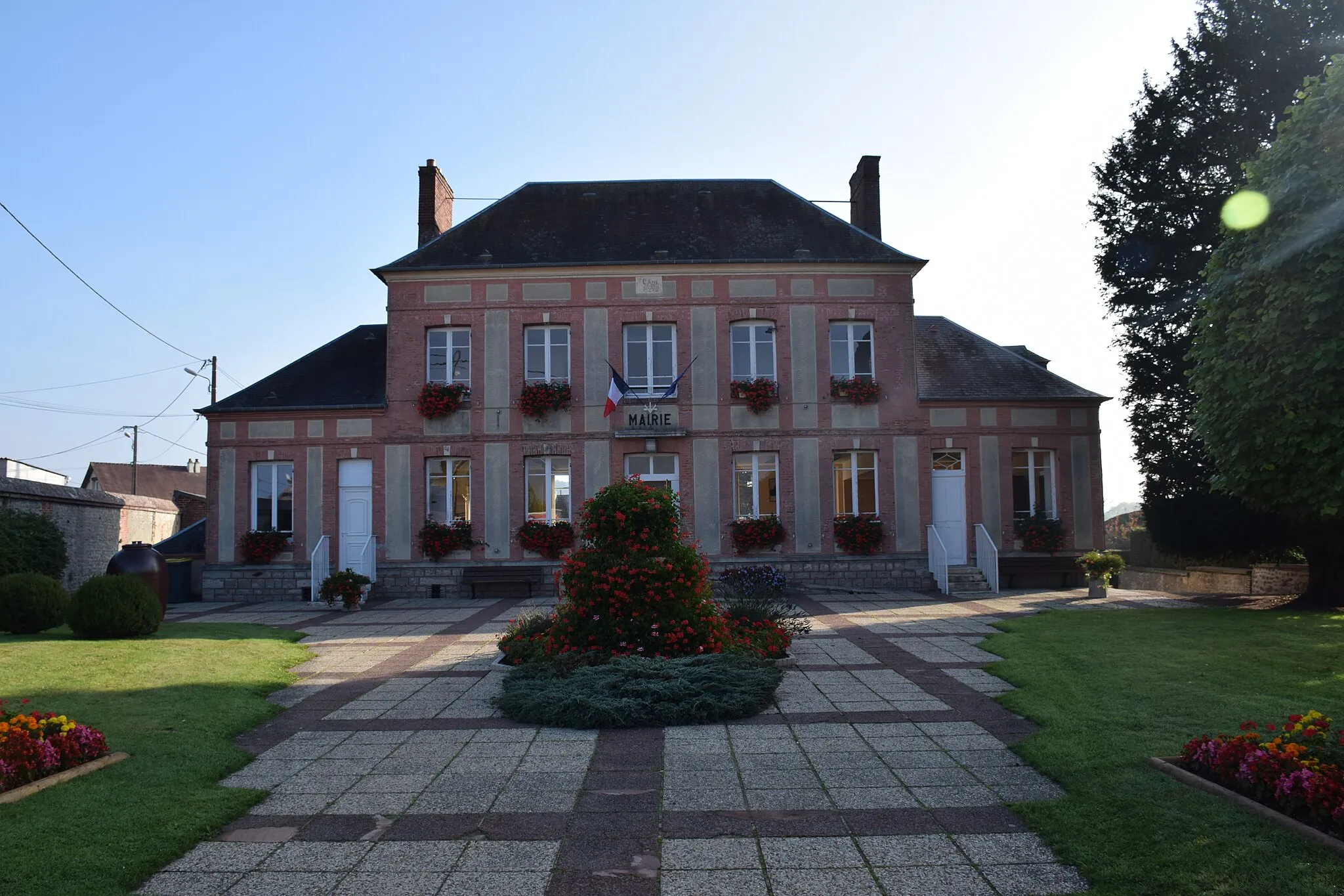 Photo showing: Mairie