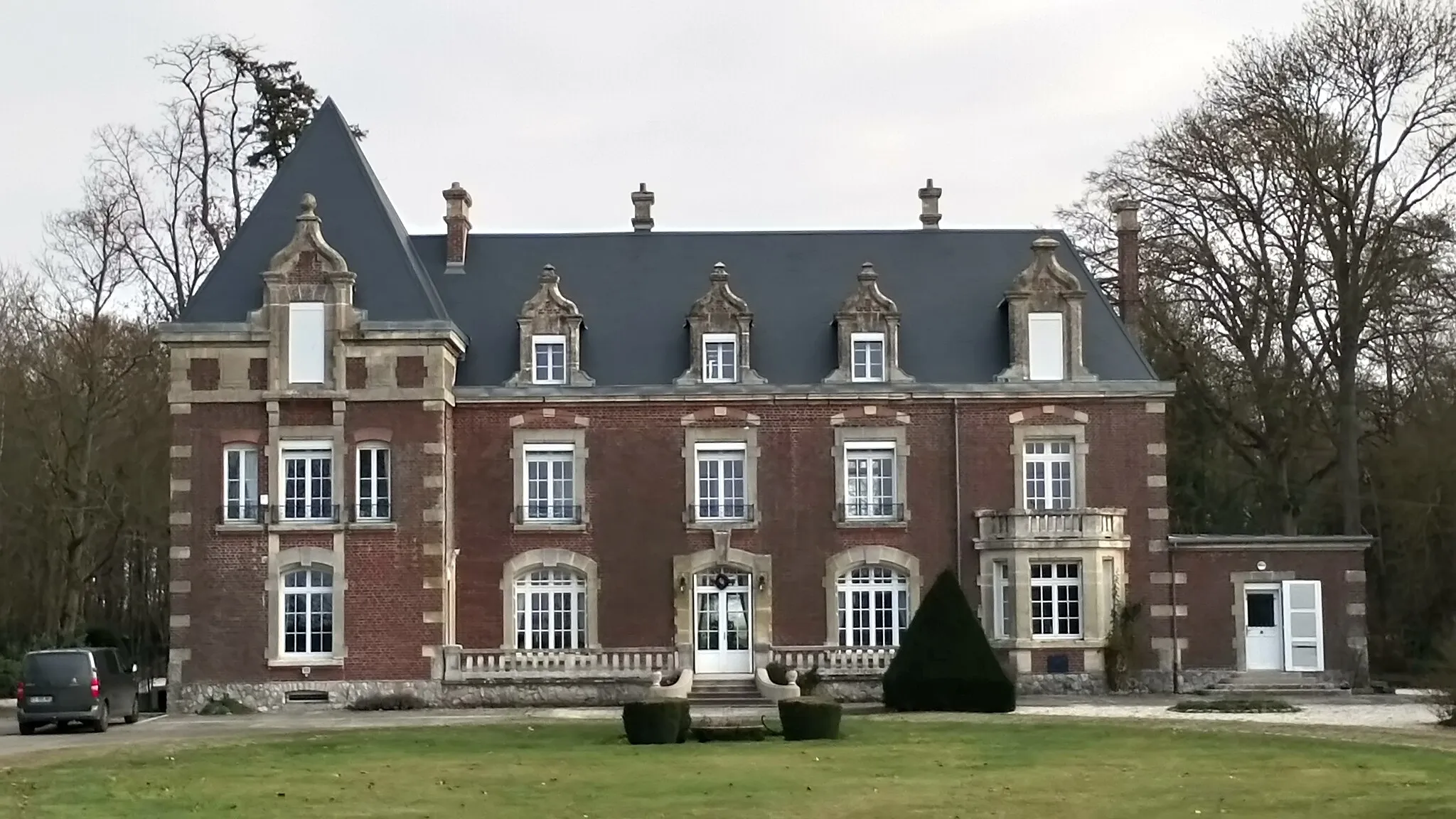 Photo showing: Château de Fransart 1