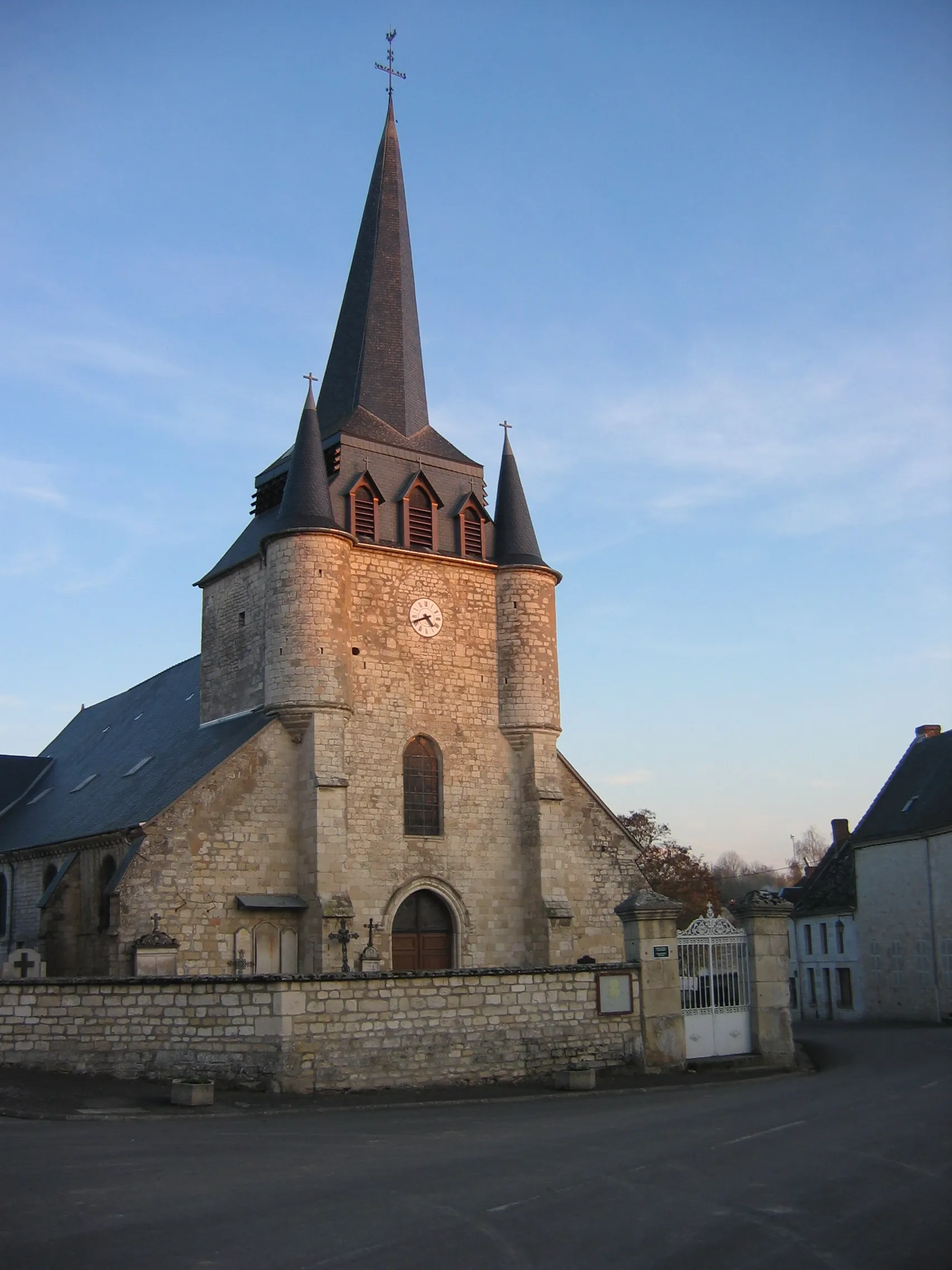 Photo showing: église de Sévigny-Waleppe Ardennes France