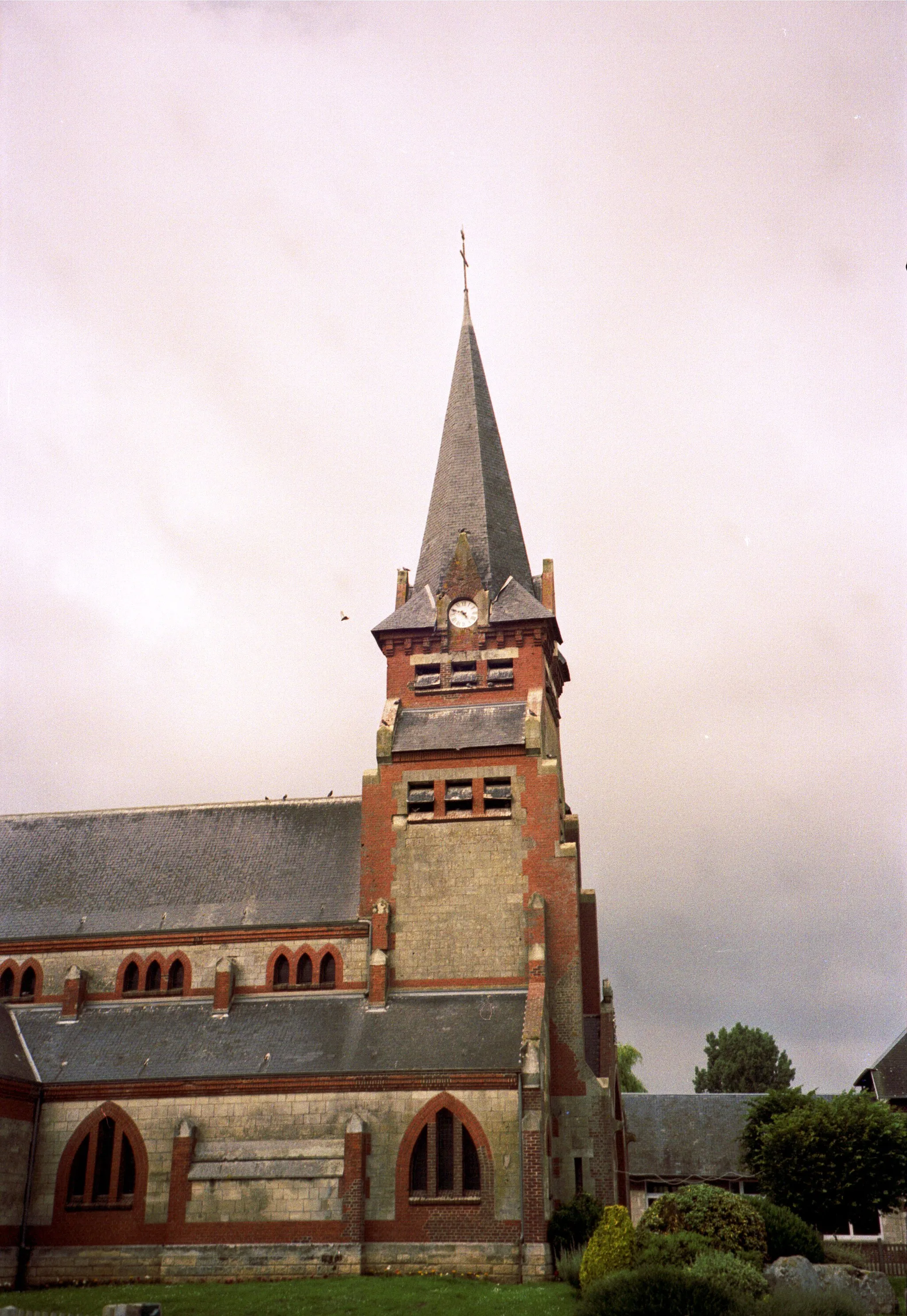 Photo showing: Church of Assevillers, Somme Department, Picardie Region, France