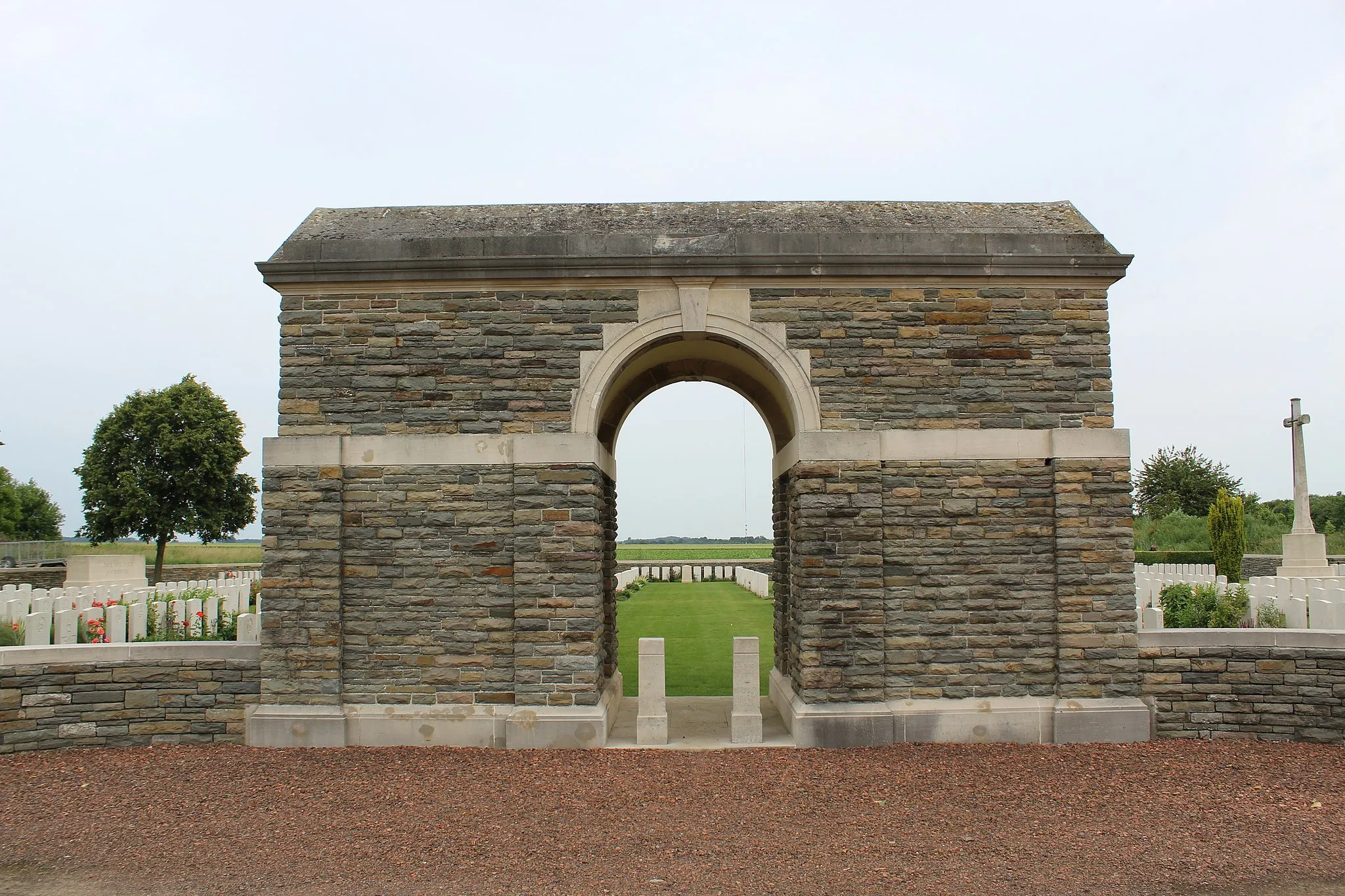 Photo showing: Le cimetière militaire