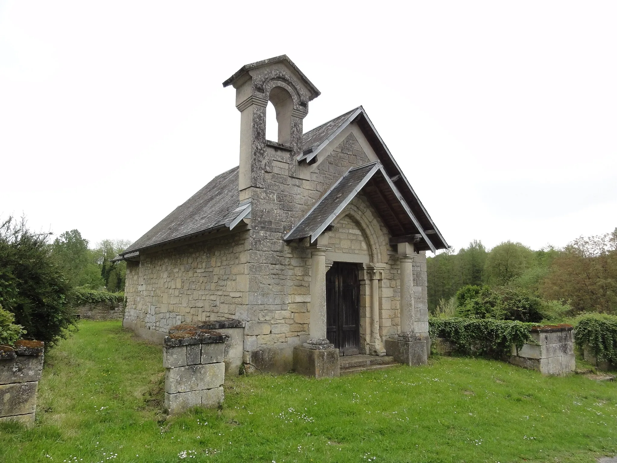 Photo showing: Ployart-et-Vaurseine (Aisne) église de Vaurseine