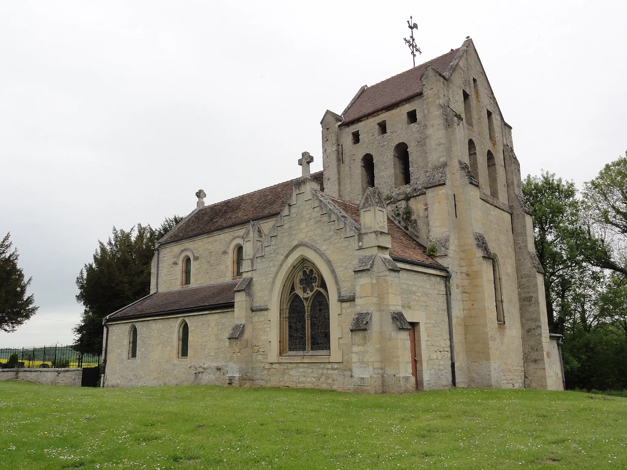 Photo showing: Ployart-et-Vaurseine (Aisne) église de Ployart