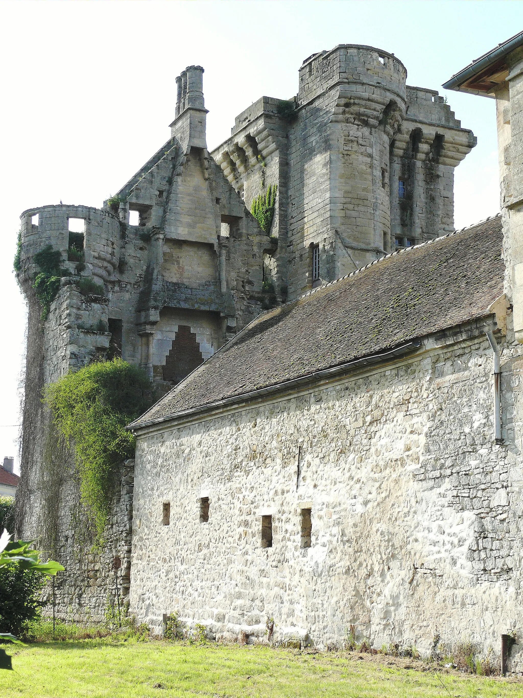 Photo showing: Crouy-sur-Ourcq - Château du Houssoy