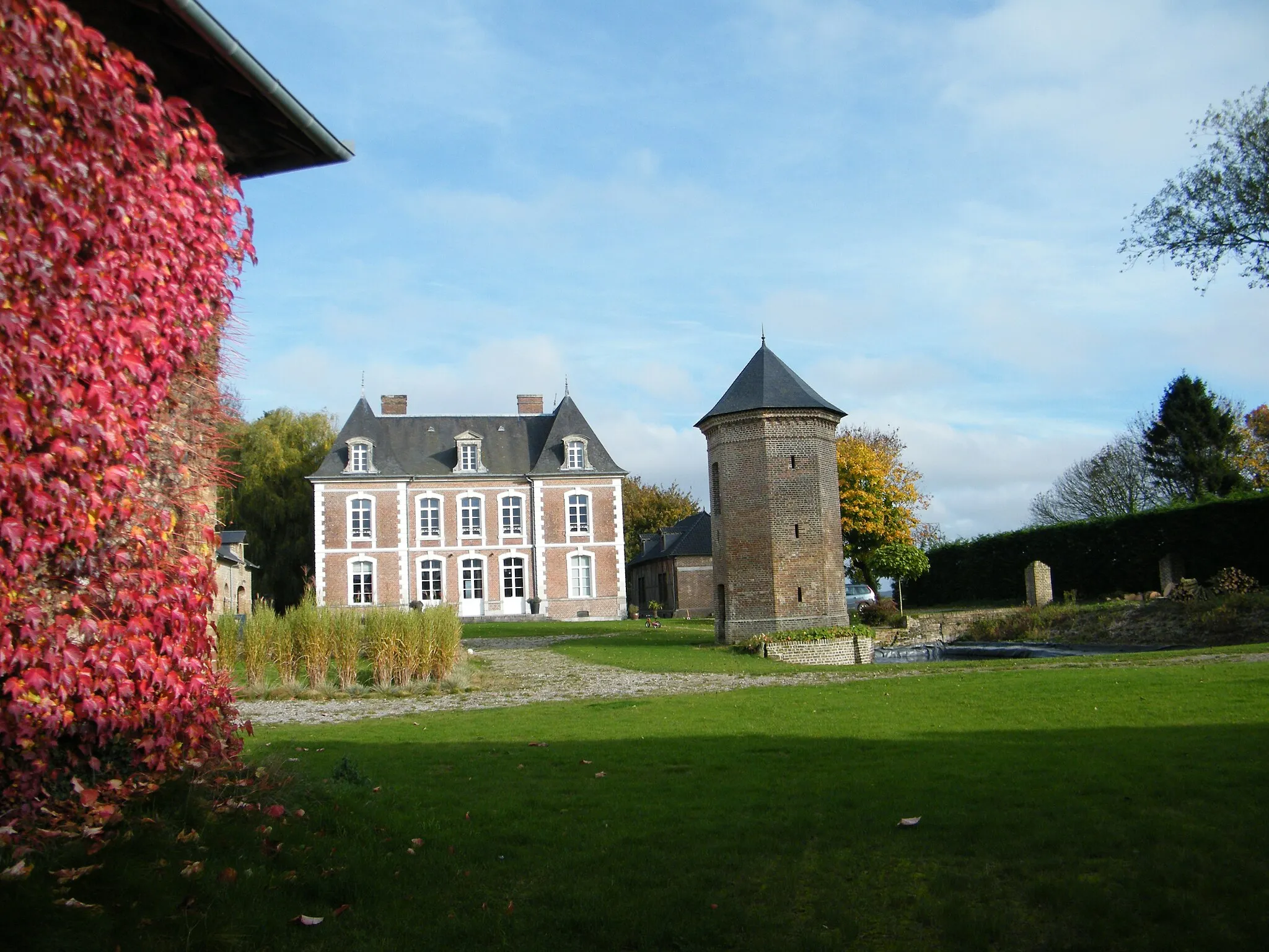 Photo showing: Agenvillers, Somme, château