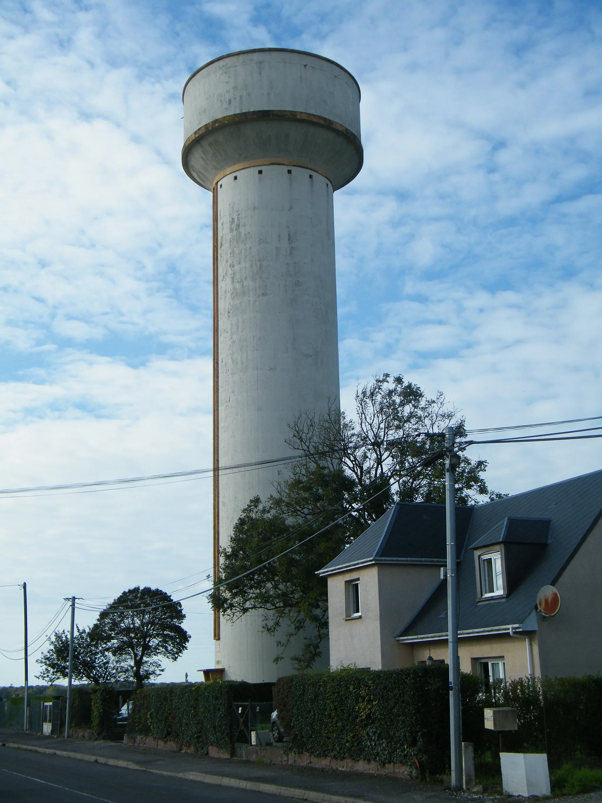 Photo showing: Lamotte-Buleux, Somme, Fr, château d'eau