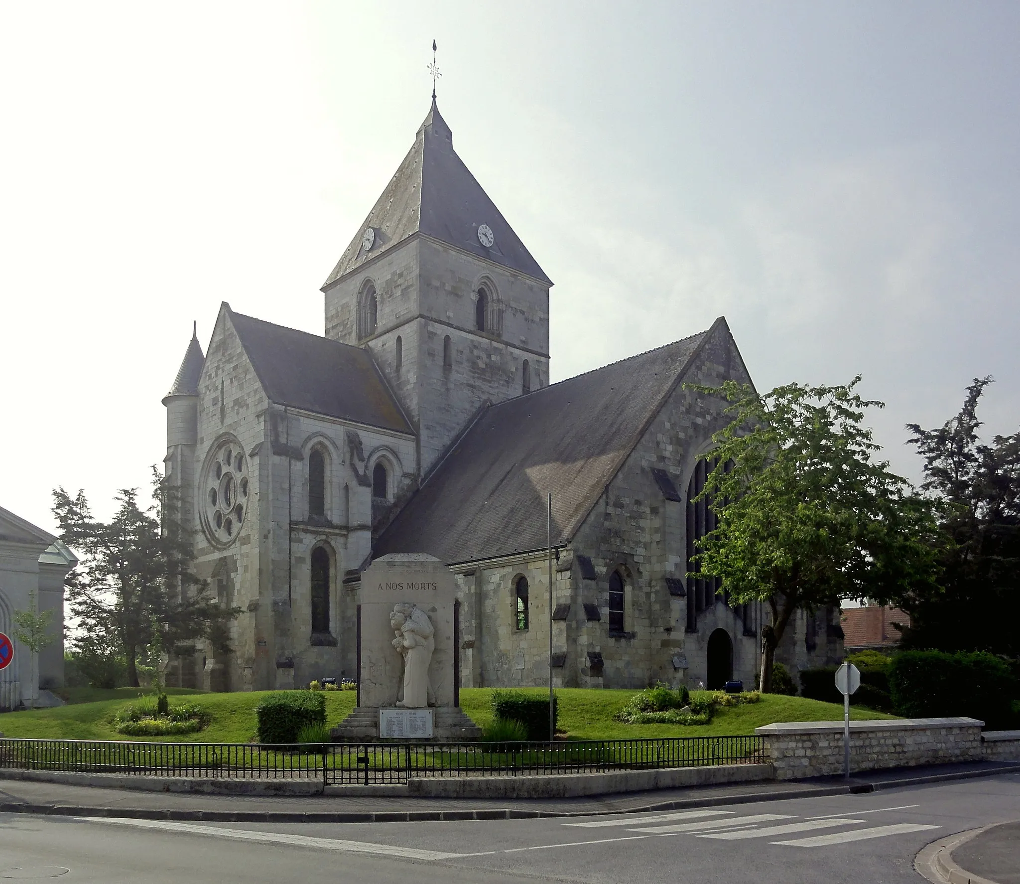 Photo showing: Guignicourt (Aisne) Église
