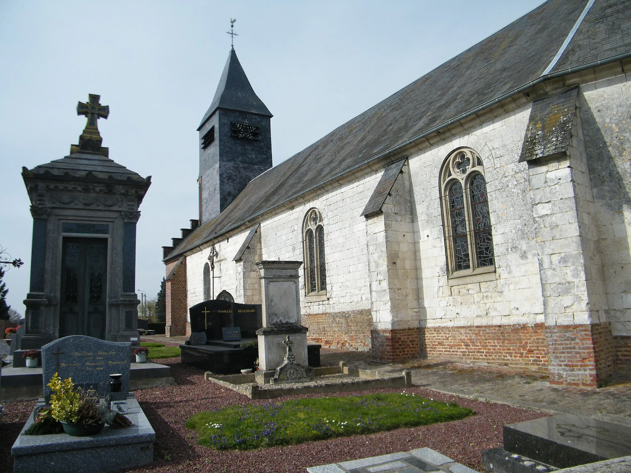 Photo showing: L'église de Domléger.