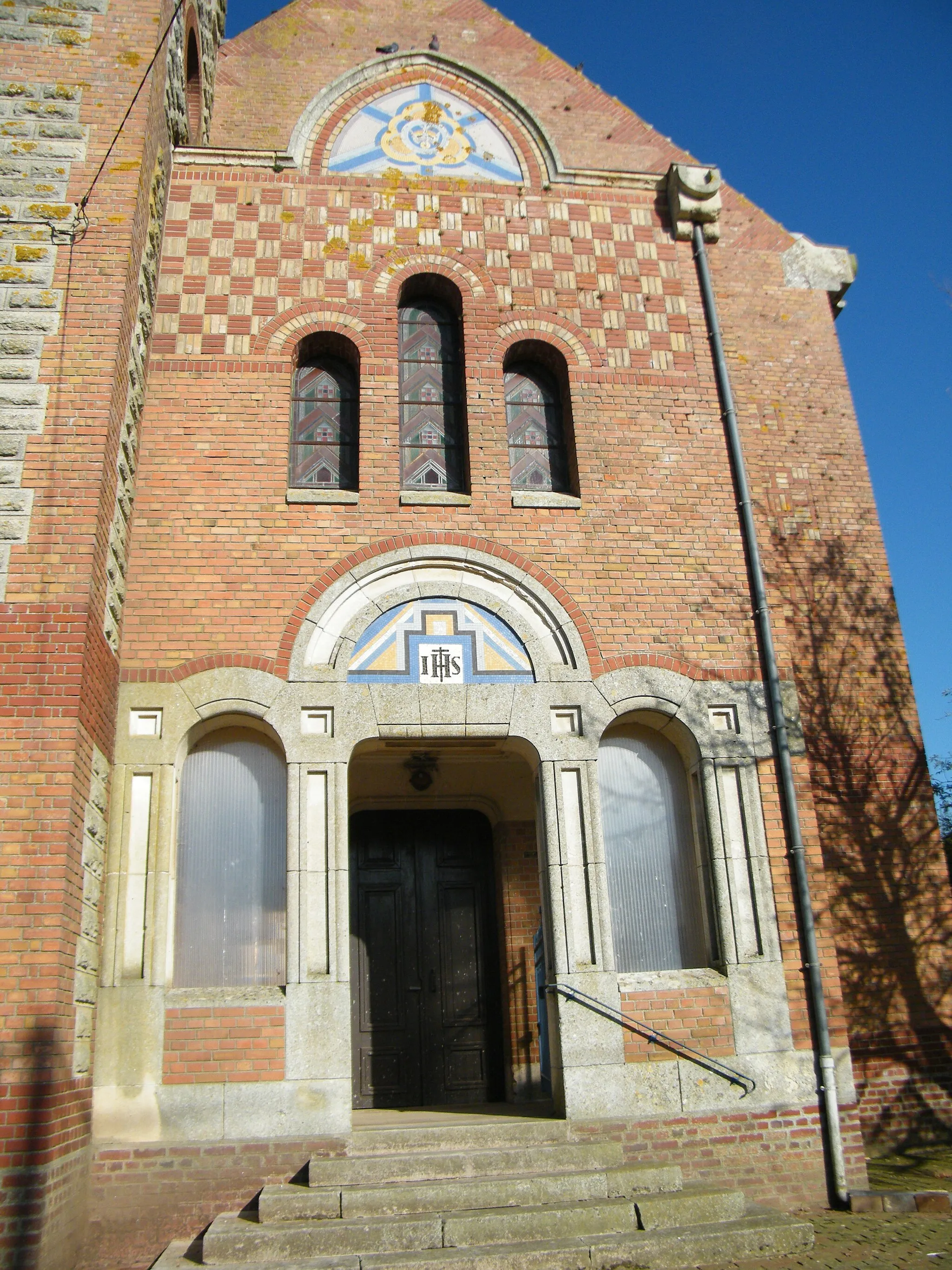 Photo showing: L'église.