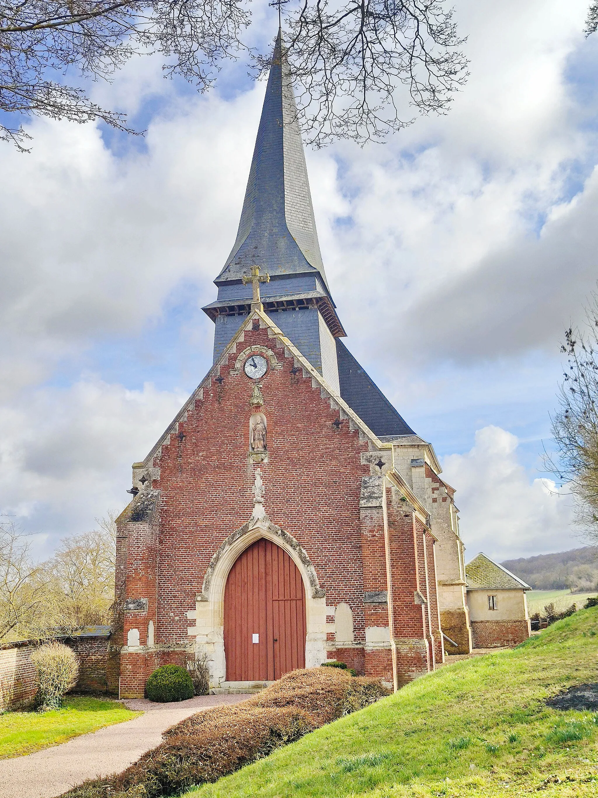 Photo showing: Guizancourt - Église Saint-Martin-et-Saint-Fiacre