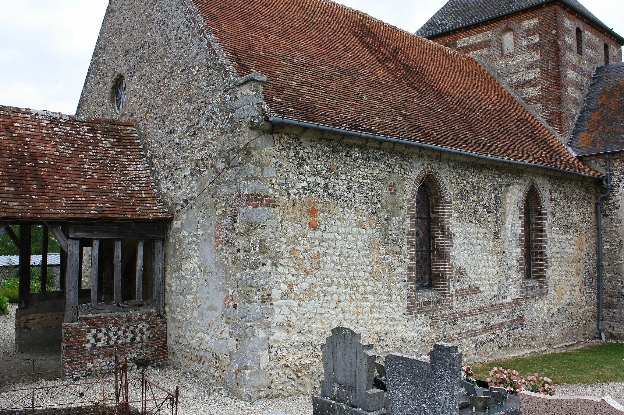 Photo showing: Fresles - Eglise Notre-Dame
Vue du Sud-Ouest