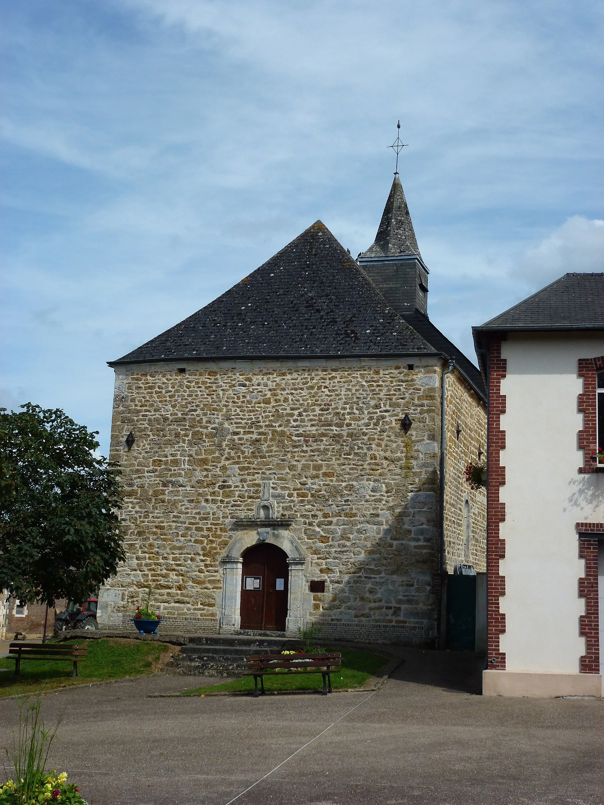 Photo showing: Fligny (Ardennes) église, façade