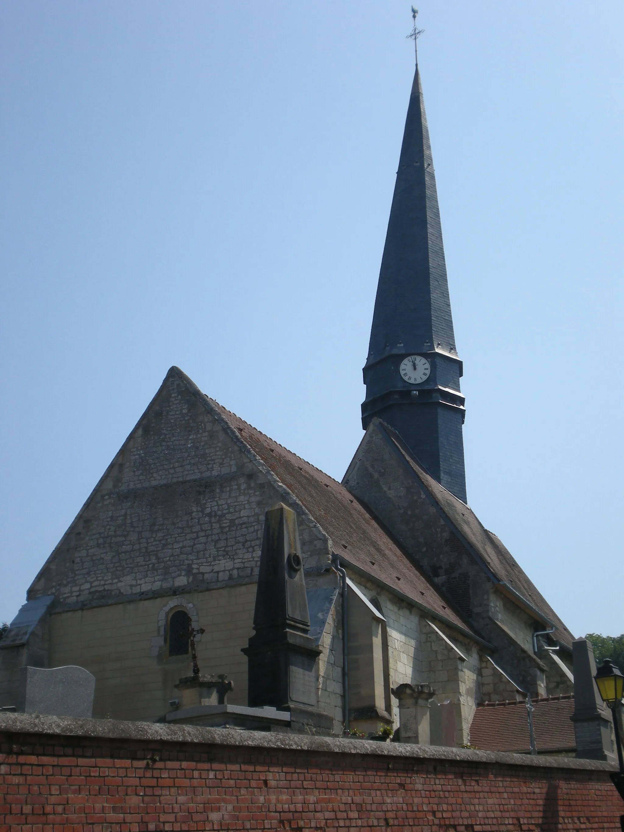 Photo showing: l'église d'Airion