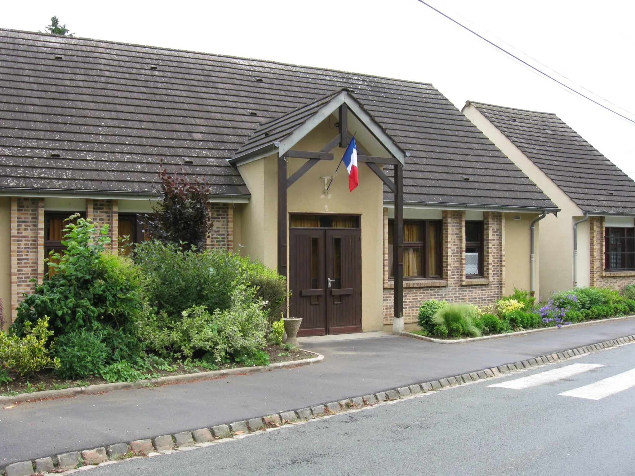 Photo showing: Mairie de Varinfroy. (département de l'Oise, région Picardie).