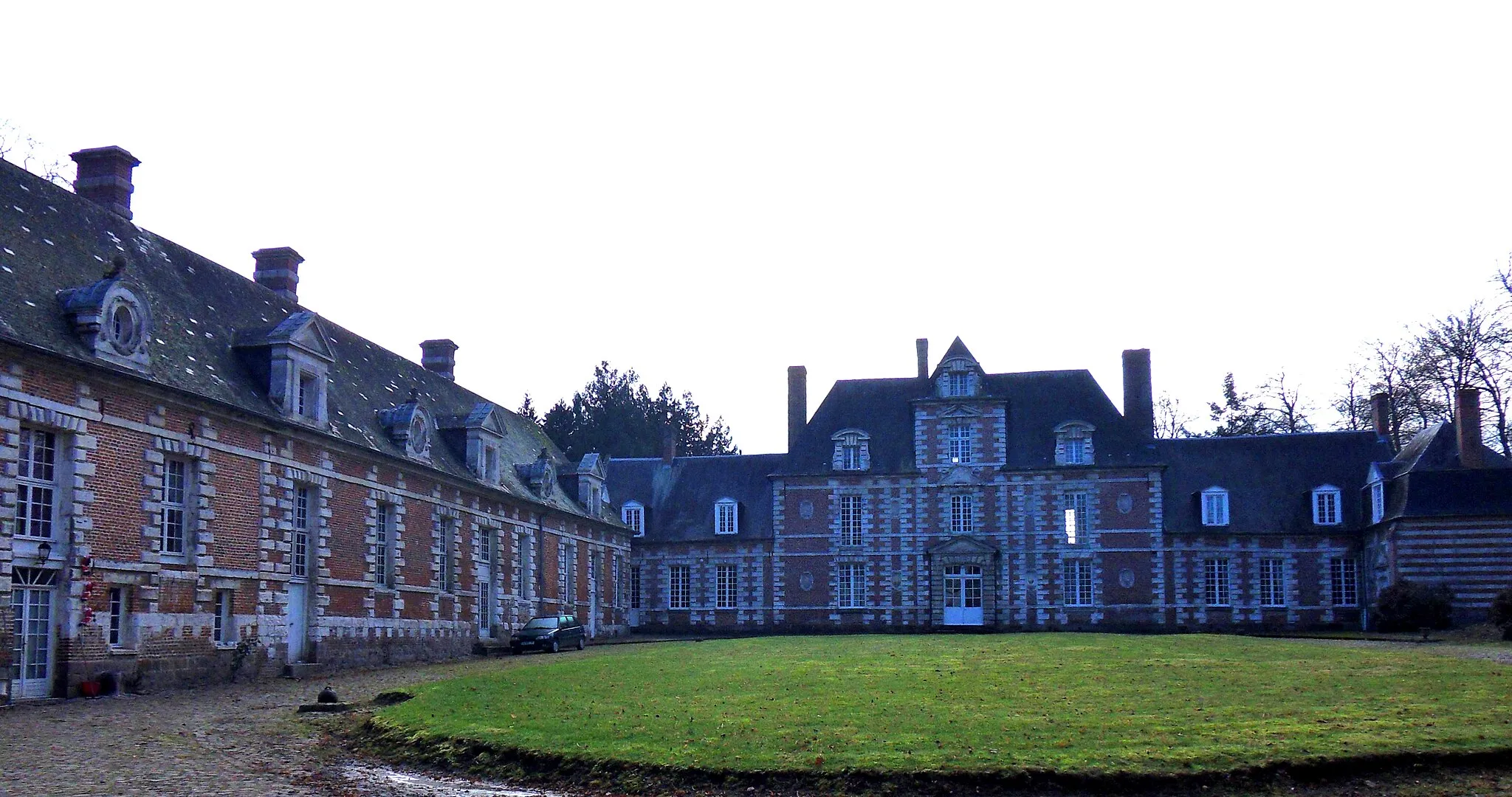 Photo showing: Vauchelles-lès-Domart (Somme, France).

Le château.