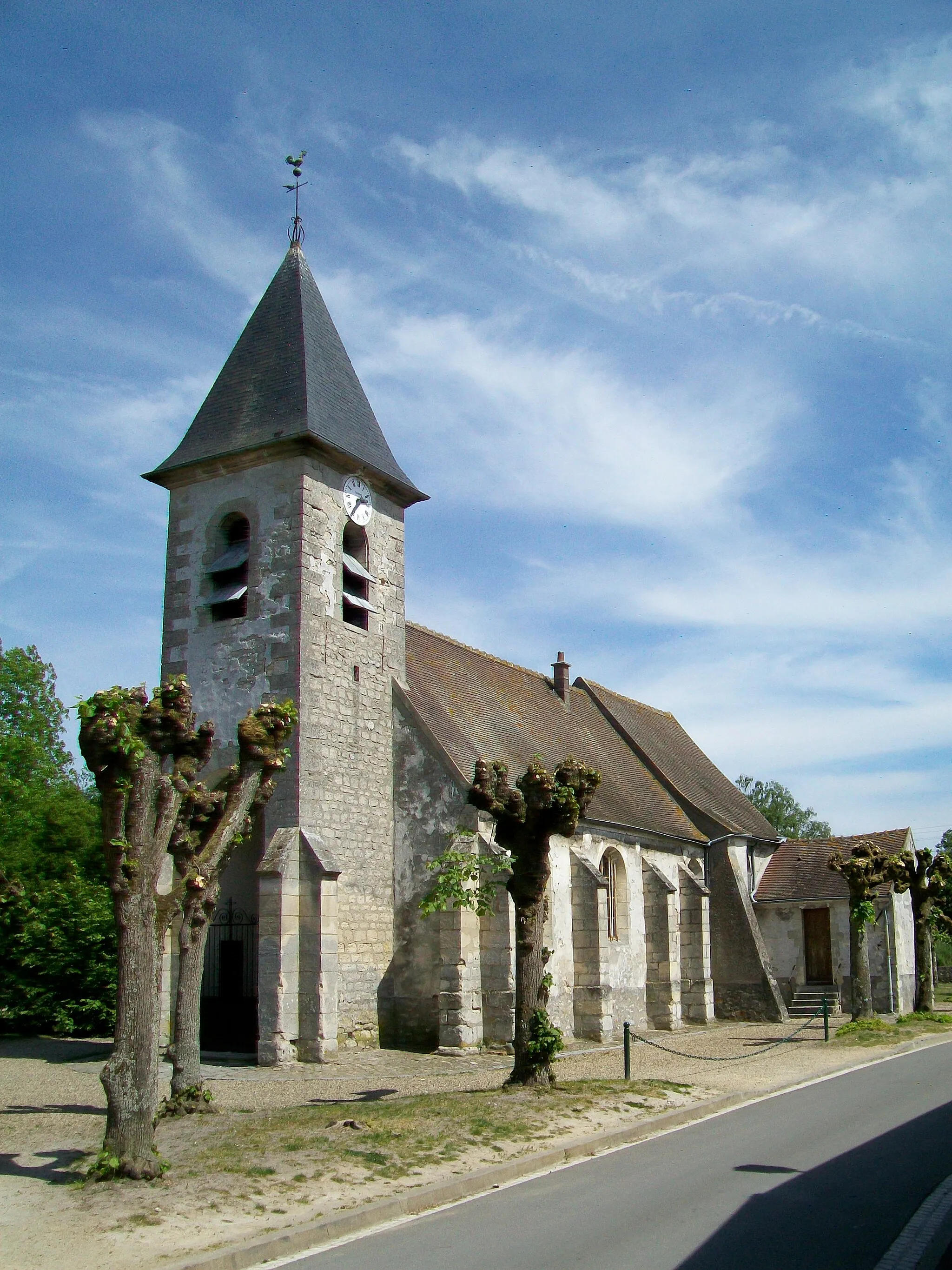 Photo showing: L'église Saint-Martin.