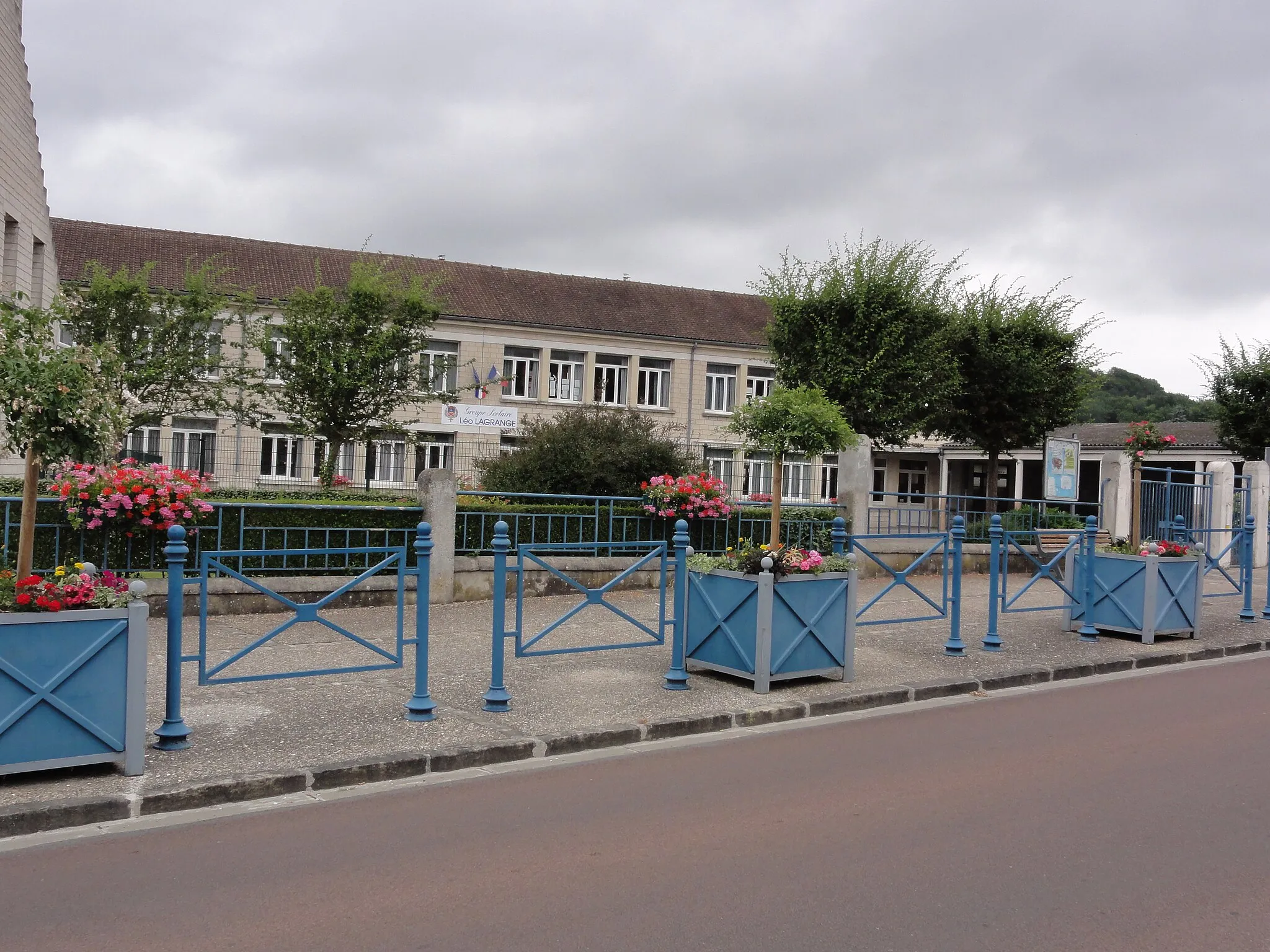 Photo showing: Belleu (Aisne) école Léo Lagrange