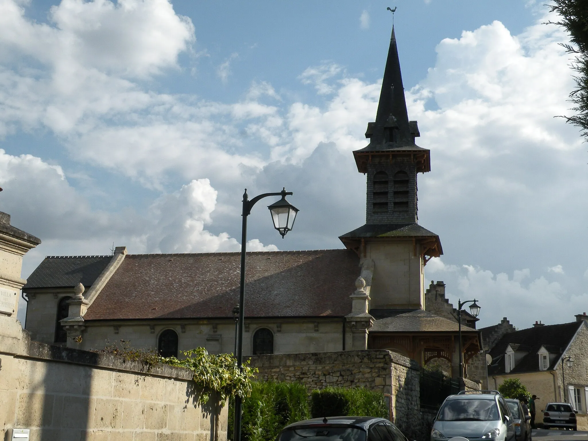 Photo showing: église Saint-Mellon de Vieux-Moulin