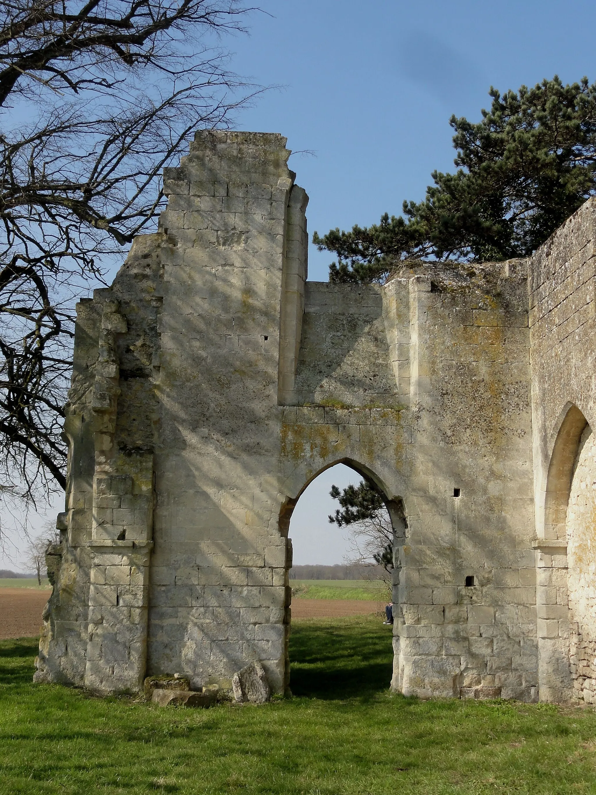 Photo showing: Revers de la façade occidentale.