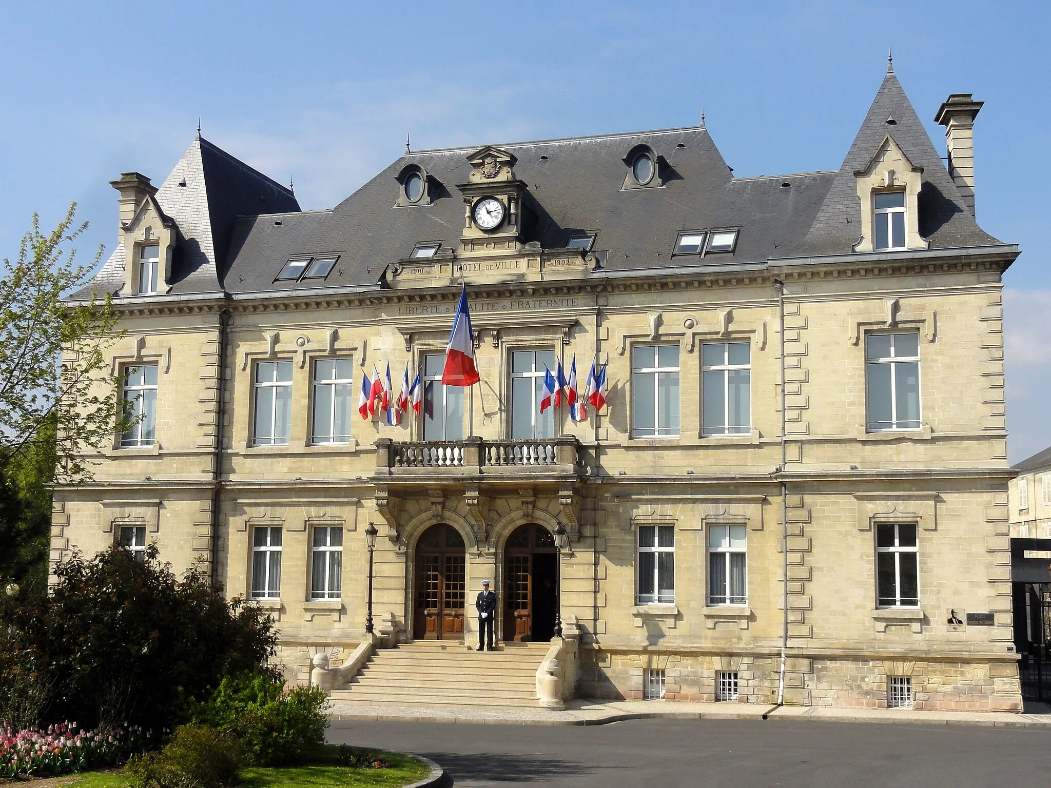 Photo showing: L'hôtel de ville.