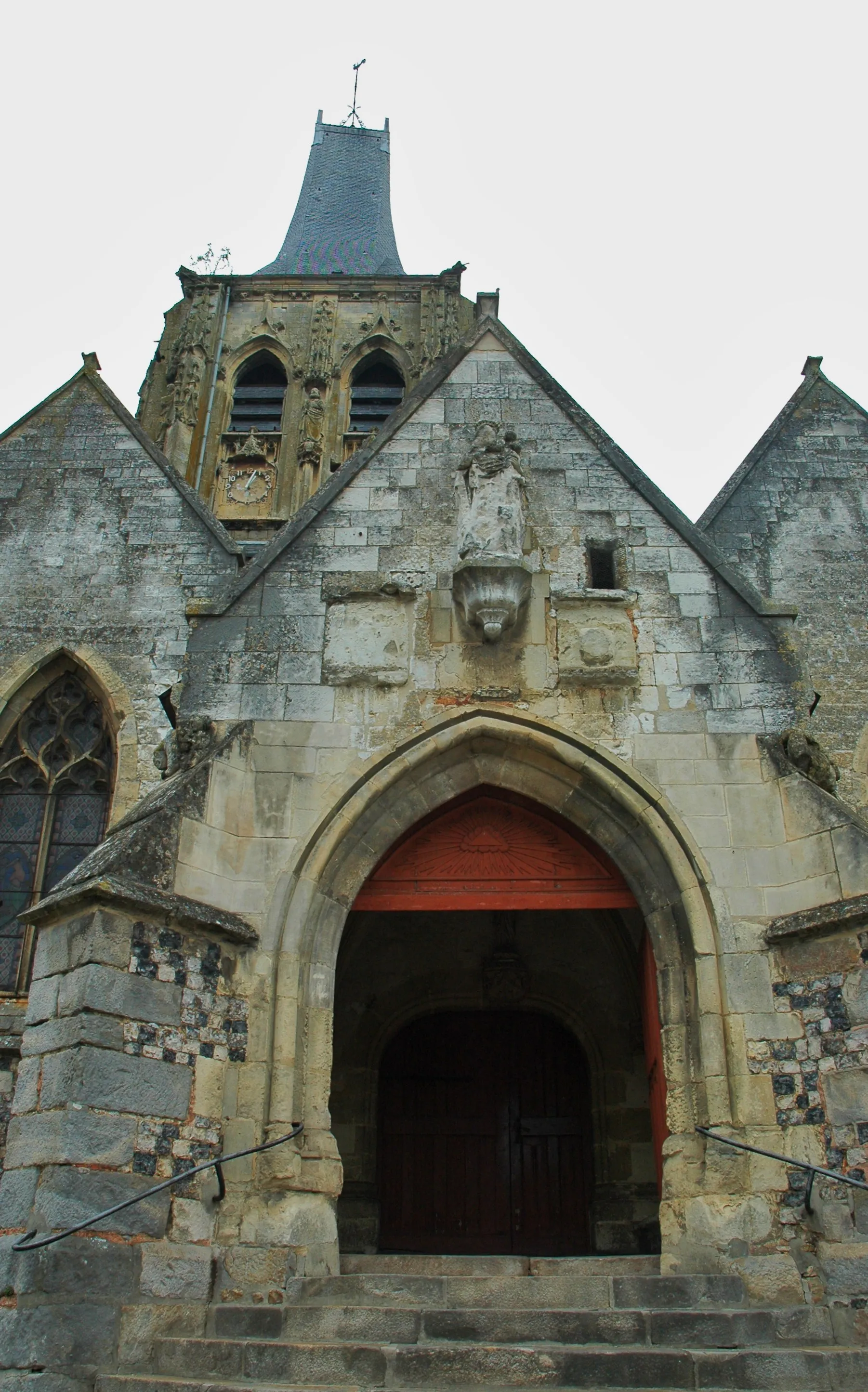 Photo showing: eglise Notre Dame, XVI siecle