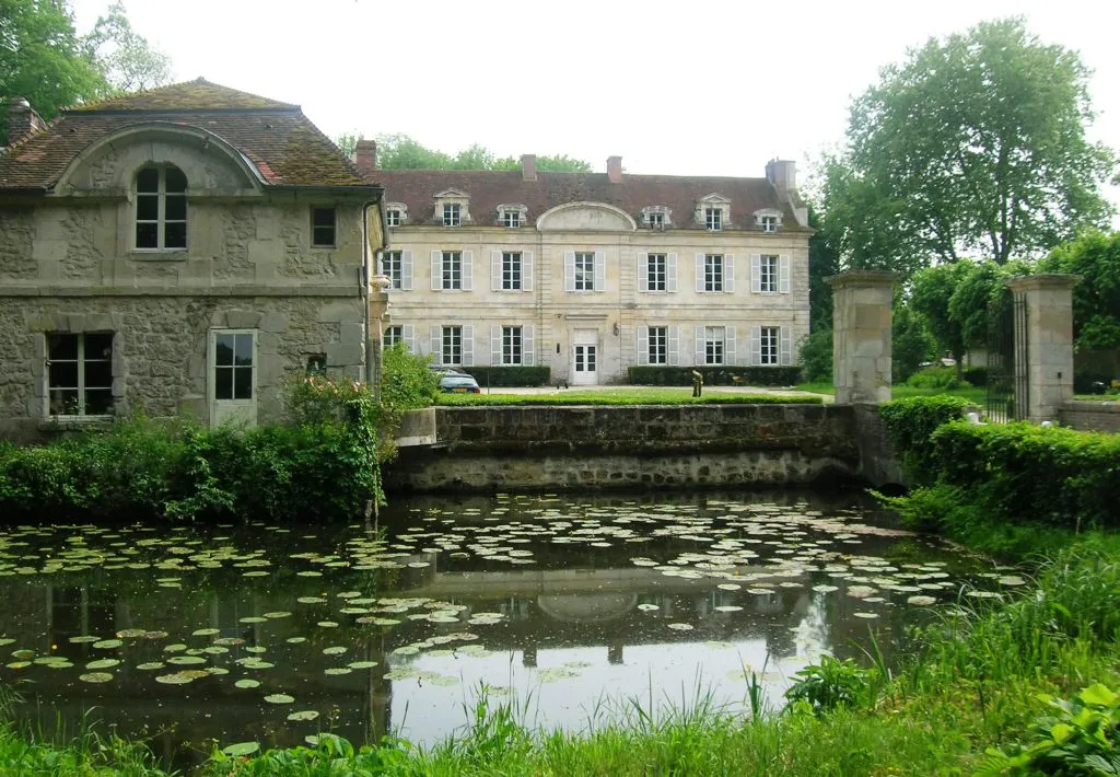 Photo showing: Le Chateau de Coye la forêt