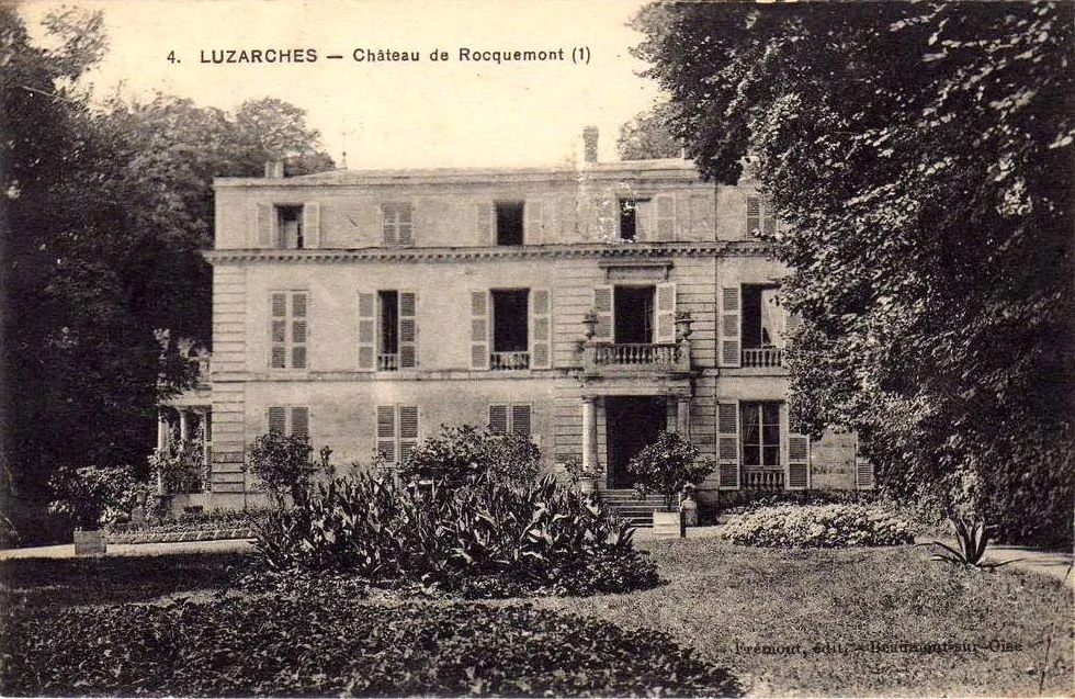 Photo showing: Le château de Rocquemont porte le nom d'un ancien fief. Il est issu de la transformation d'un hôtel seigneurial de 1652 selon le style néoclassique, à partir de 1790. Ce fut la résidence de Sophie Arnould.