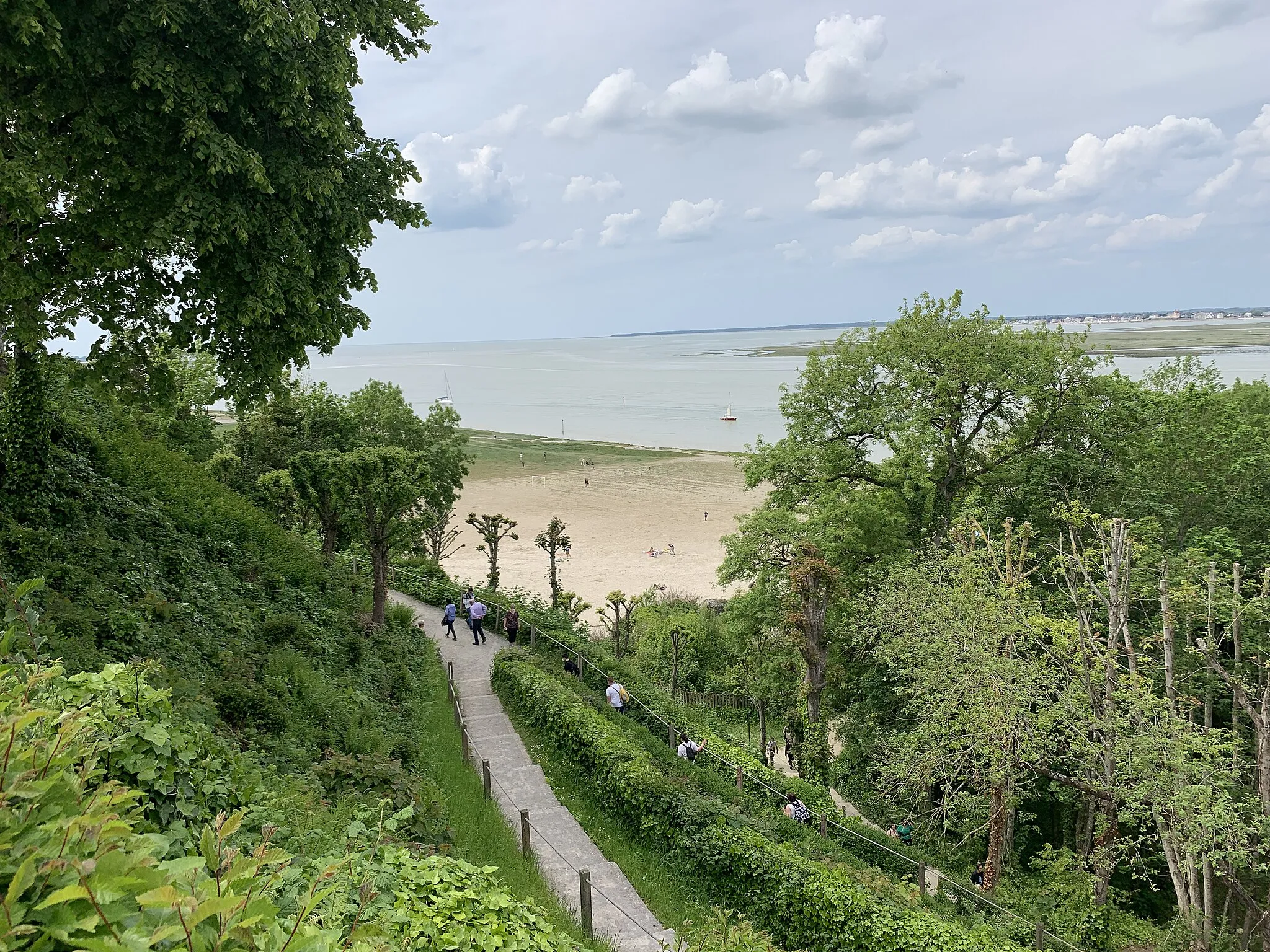 Photo showing: Plage près de la baie de Somme vers le cap Hornu, Saint-Valery-sur-Somme.