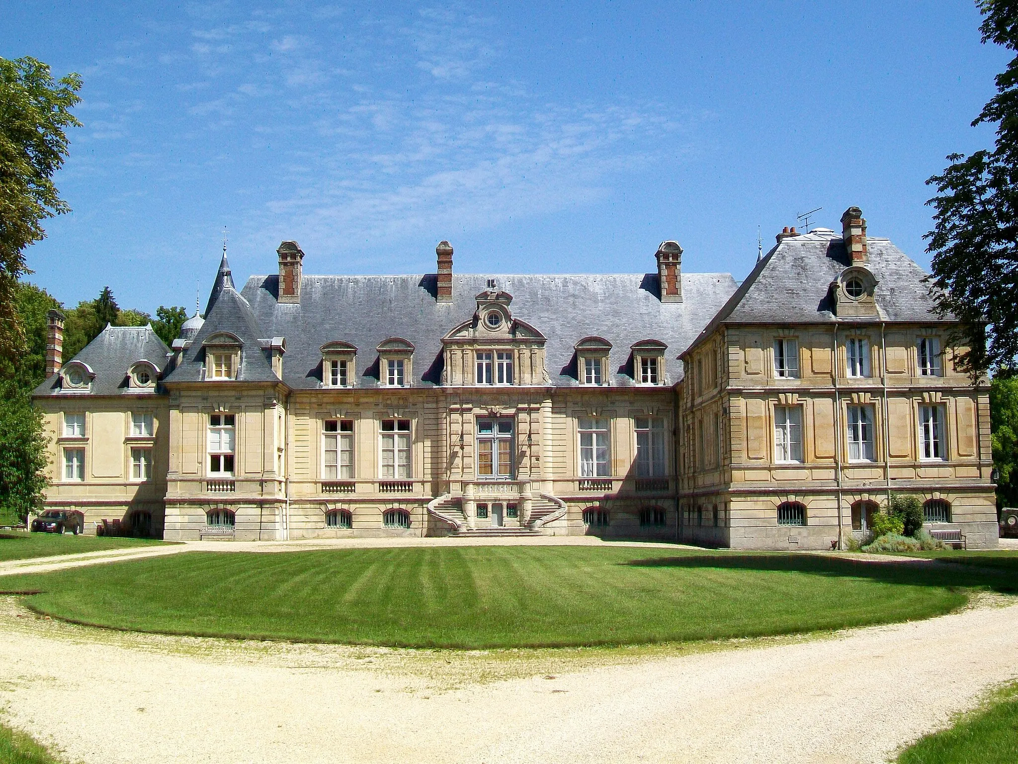 Photo showing: Le château de Boran-sur-Oise, rue du Château.