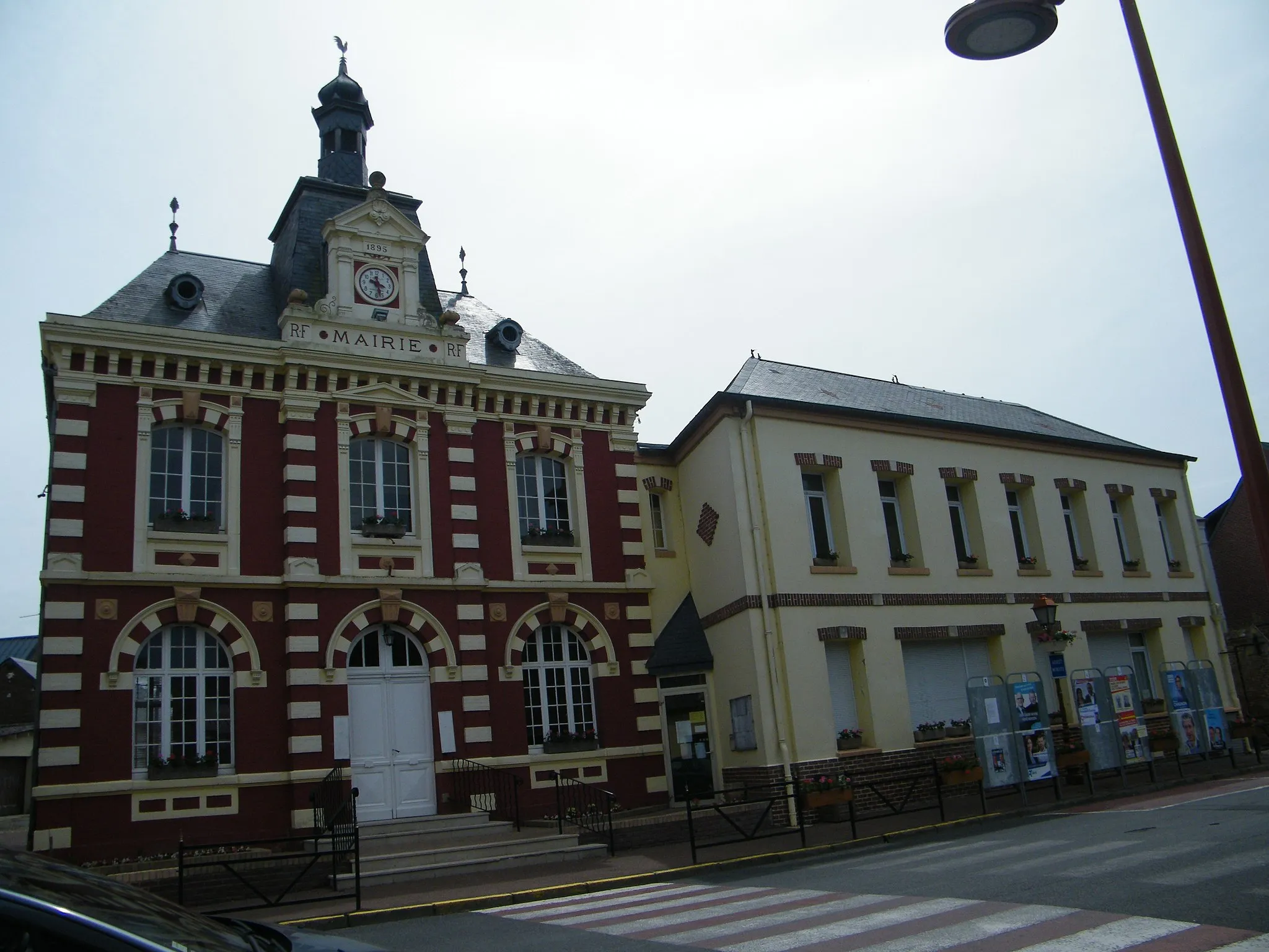 Photo showing: Fressenneville, Somme Fr, mairie