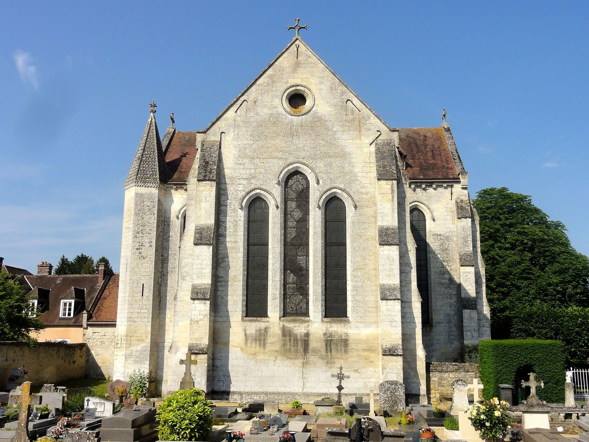 Photo showing: Chevet de l'église.