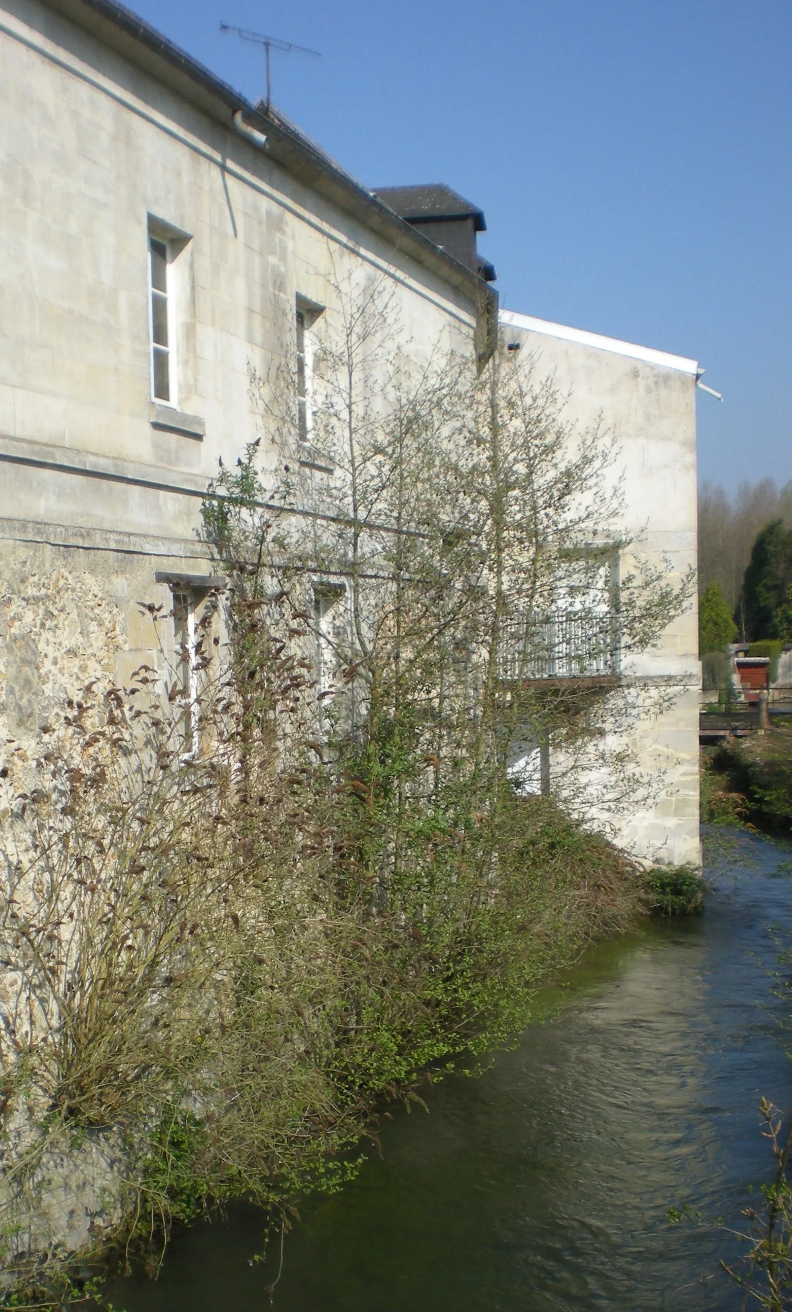 Photo showing: la brêche à Clermont de l'oise (quartier du pont de pierre