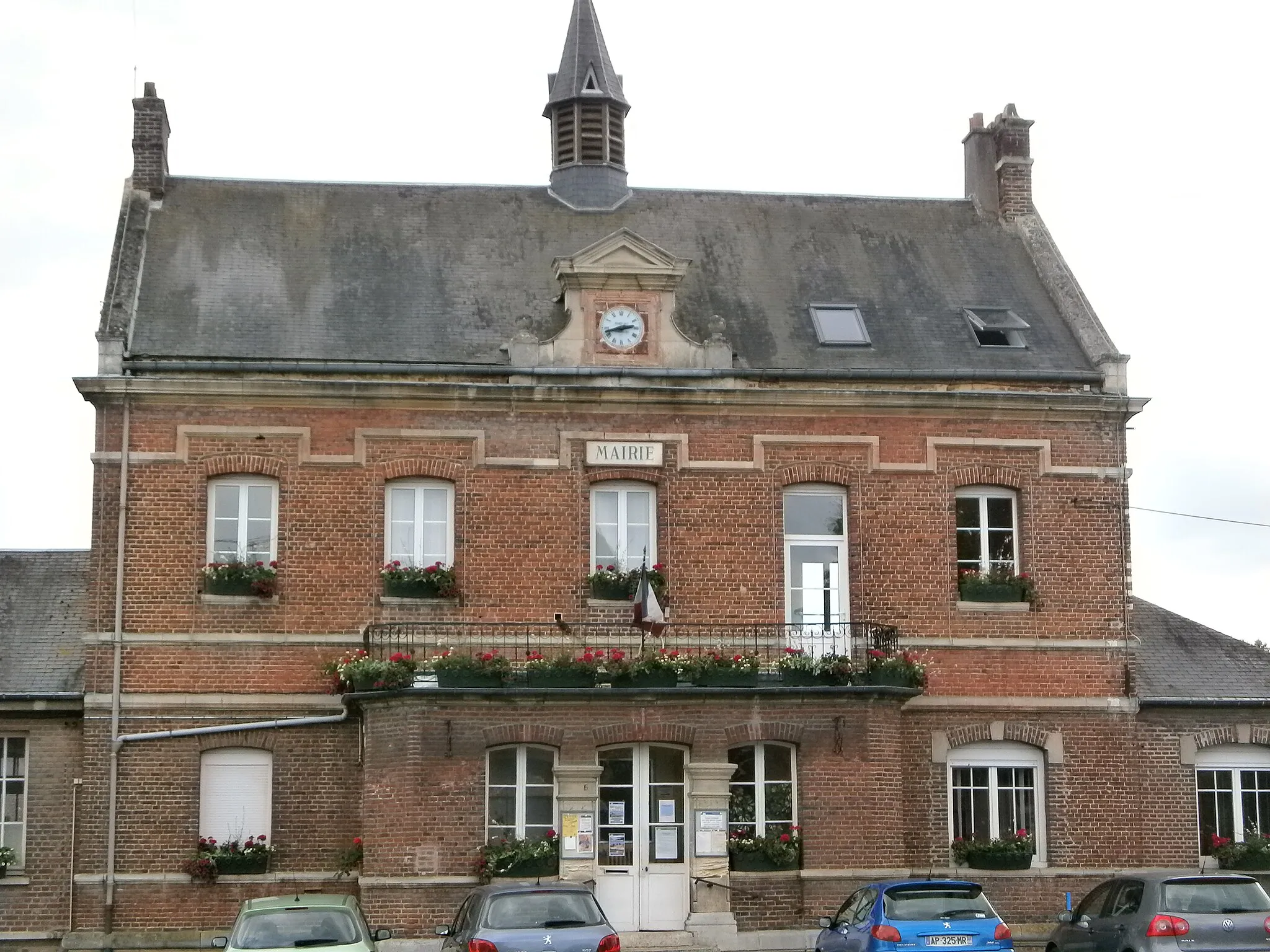 Photo showing: Mairie de Longueil-Annel
