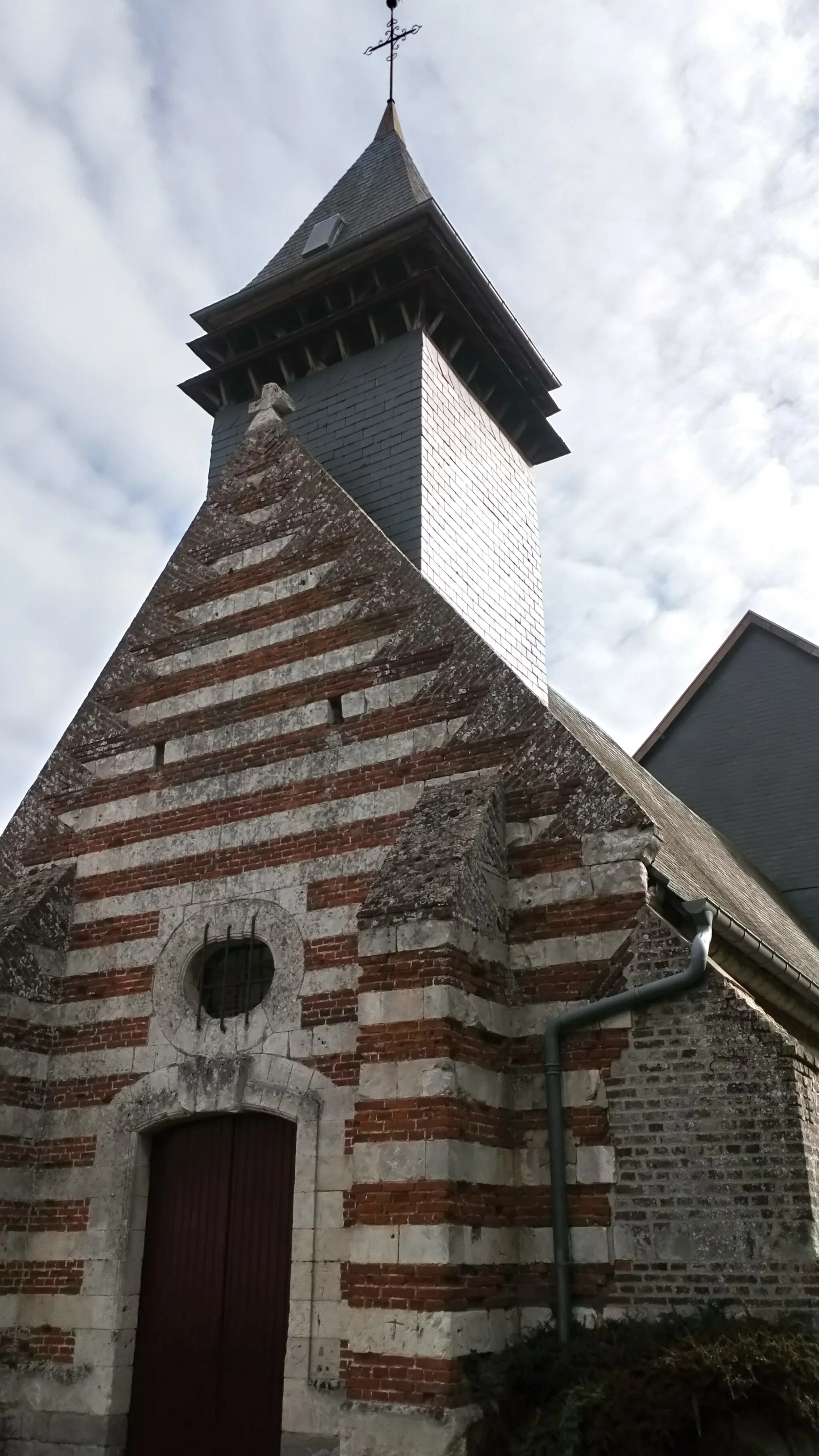 Photo showing: Église Saint-Vincent de Bertangles 10