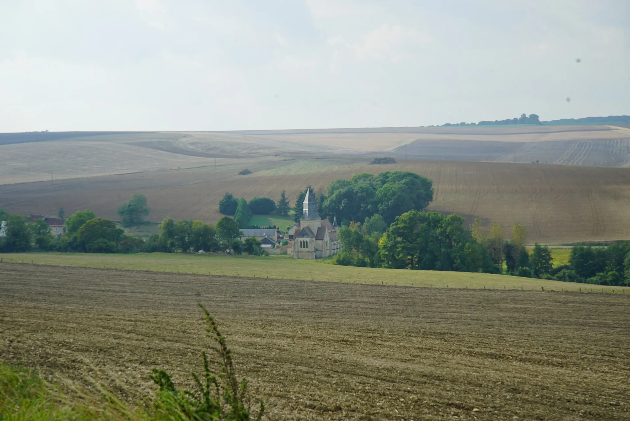 Photo showing: vue de cohan et de son église.