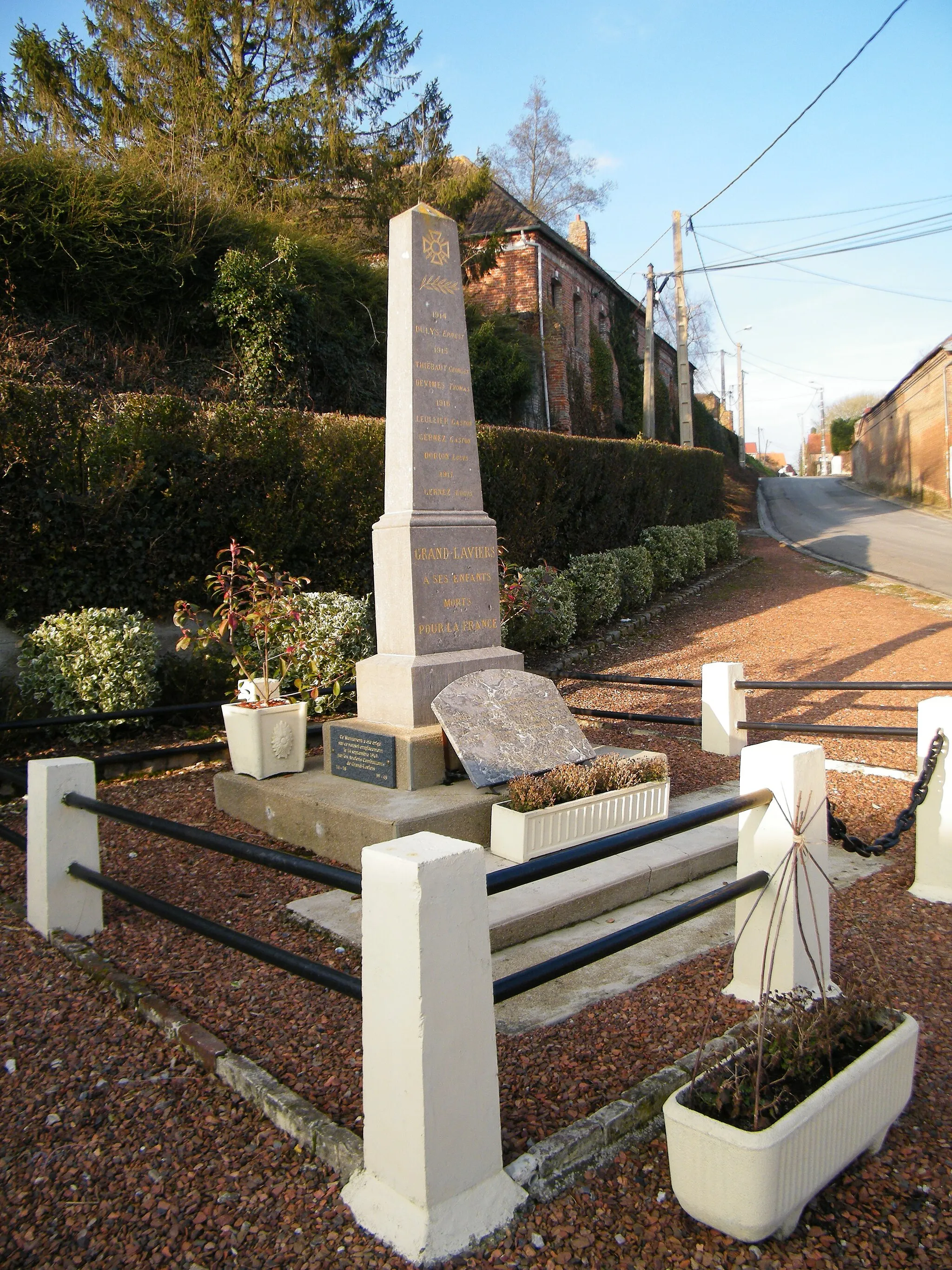 Photo showing: Monument aux morts pour la patrie.