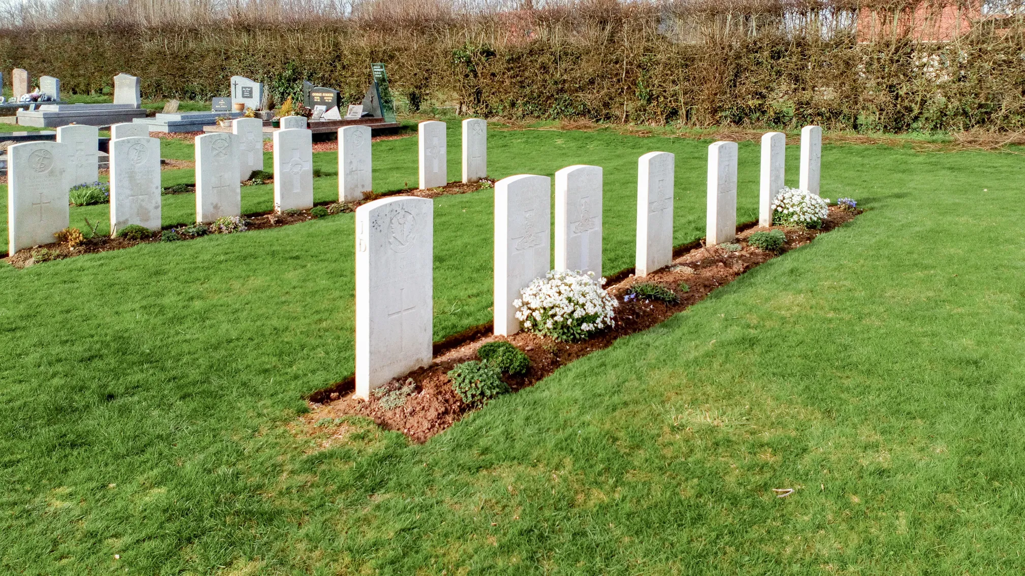 Photo showing: Englebelmer Communal Cemetery
