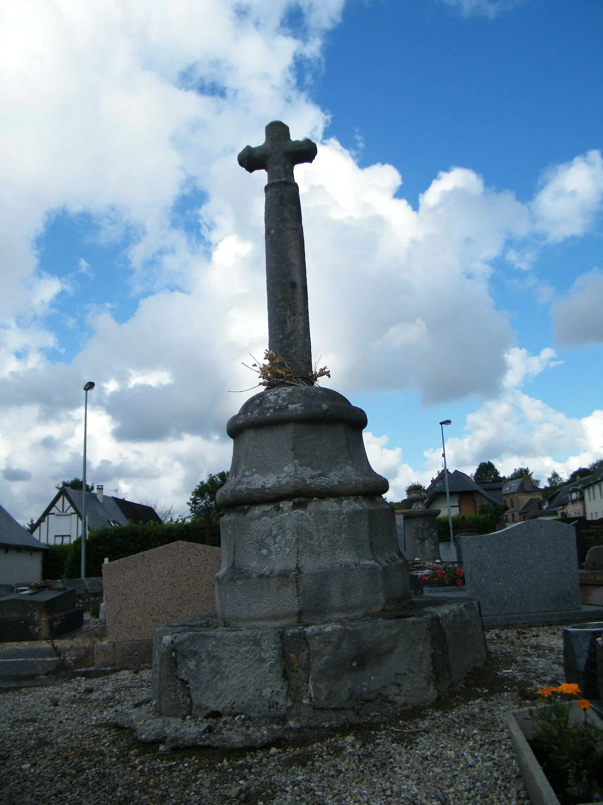 Photo showing: Ancourt, Seine-Maritime, France, calvaire à l'église