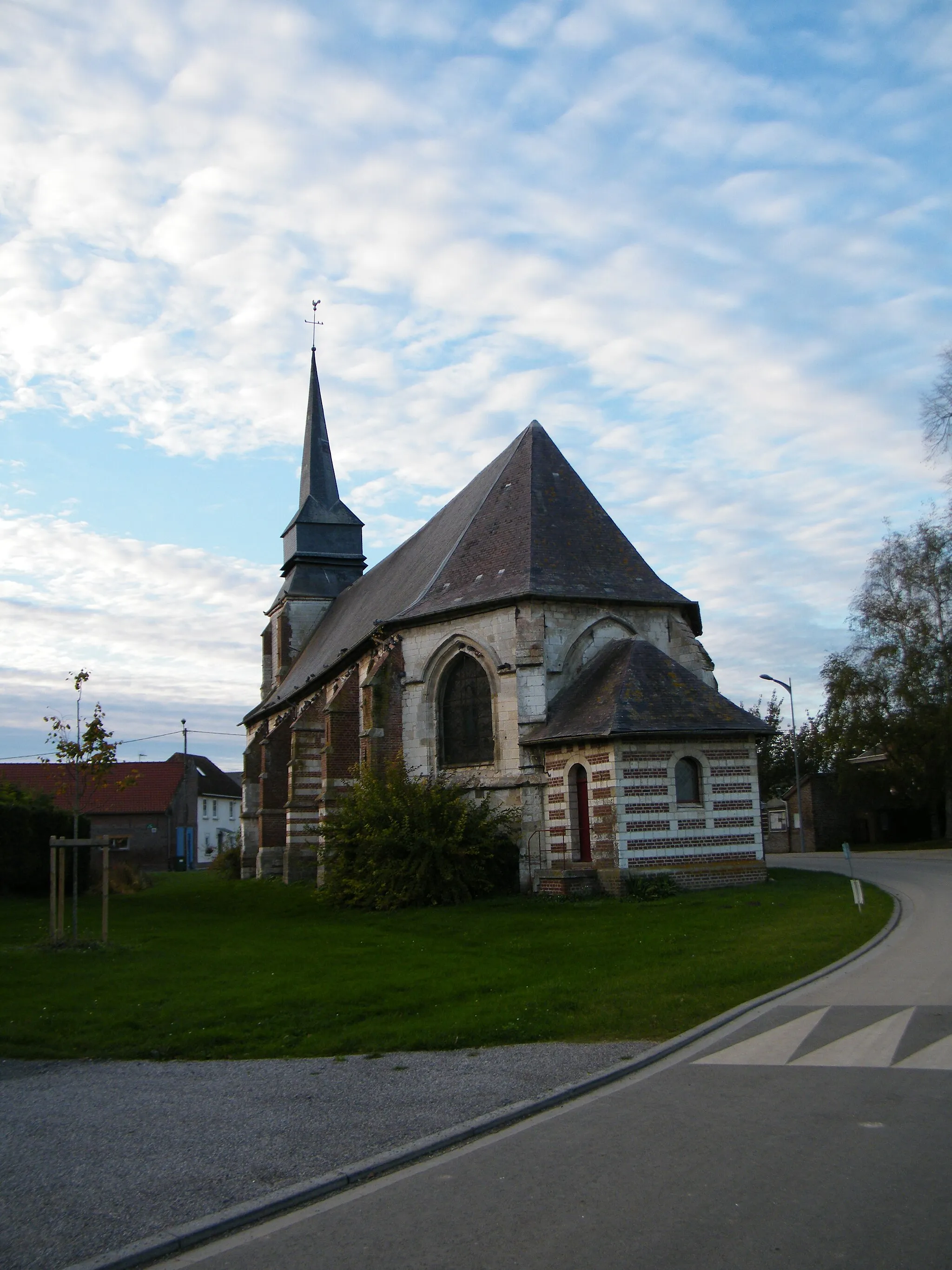 Photo showing: L'église Saint-Nicolas de Clairy-Saulchoix, Somme, France.