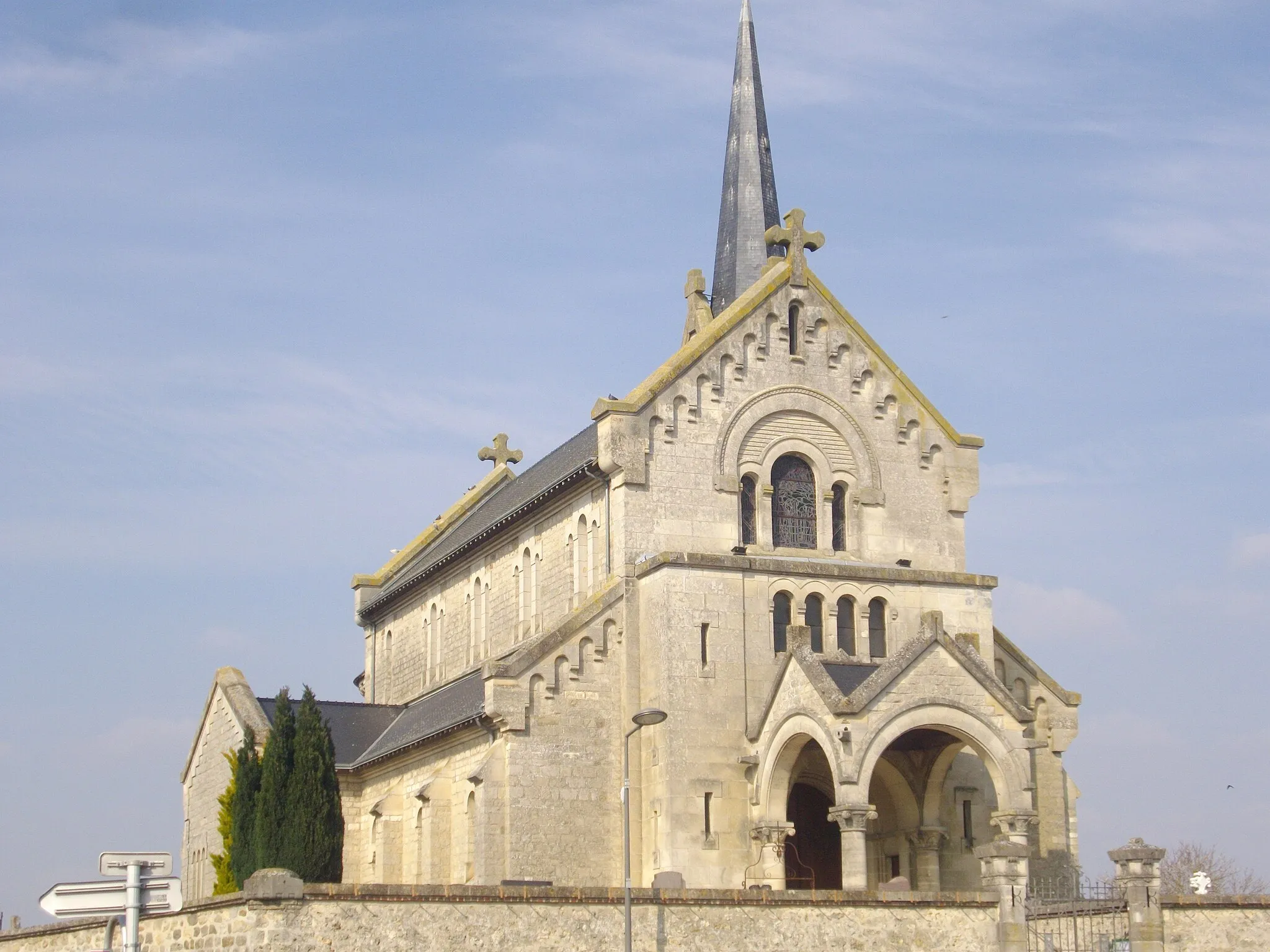 Photo showing: Saint Remigius church of Brimont (Marne, France)