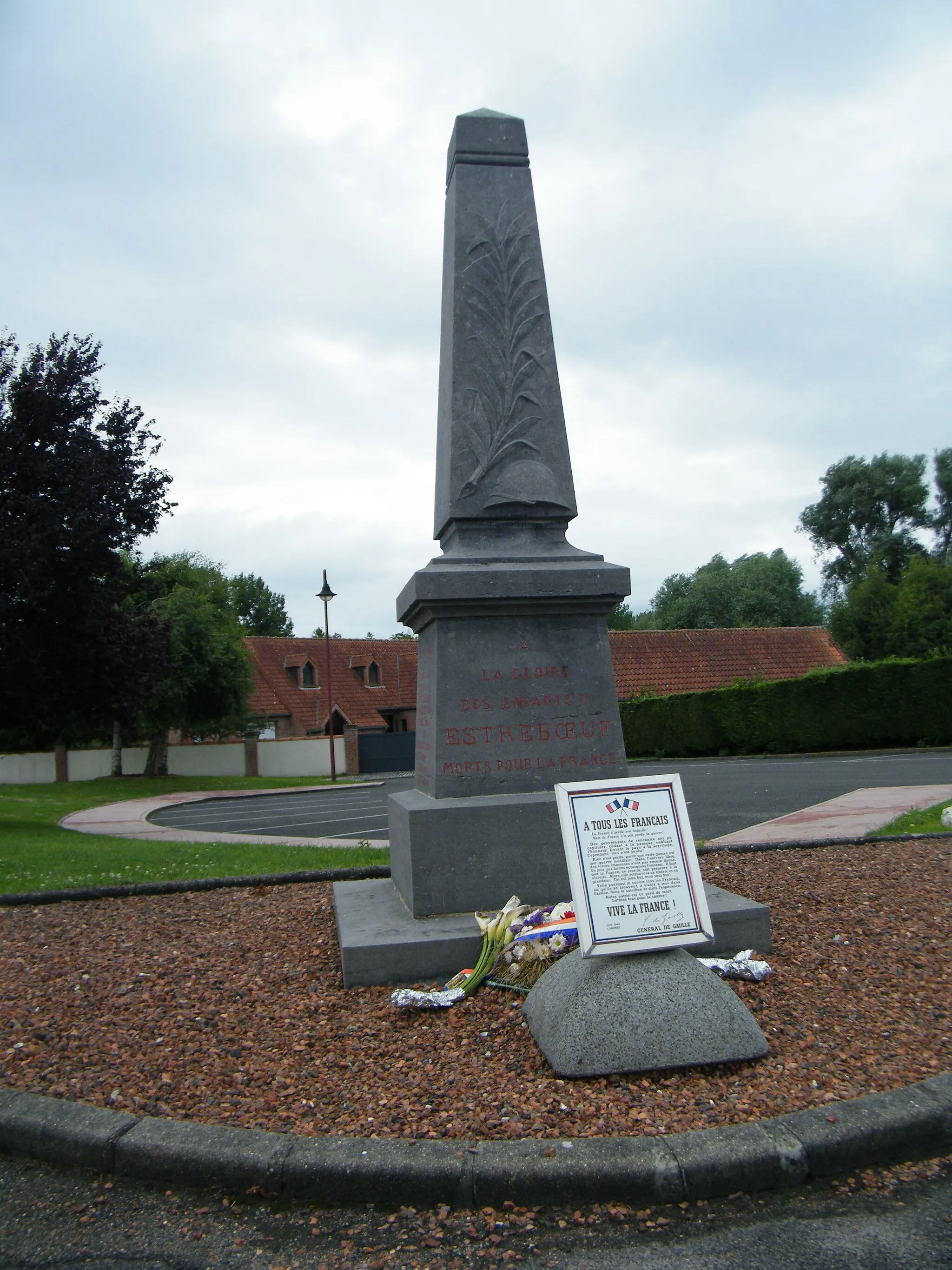 Photo showing: Monument, Estréboeuf, Somme, France